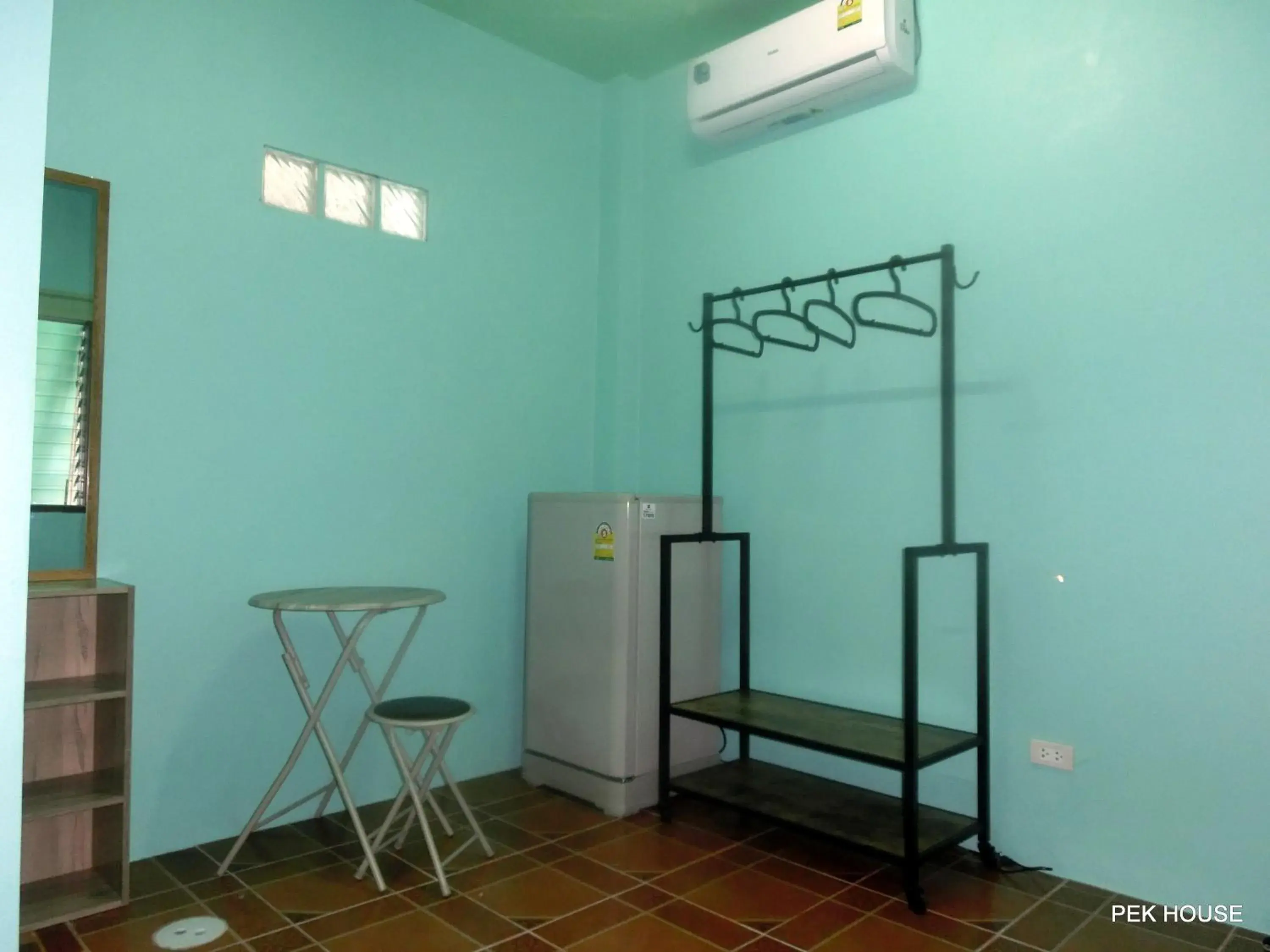 Photo of the whole room in Pek House Photo of the whole room in Pek House