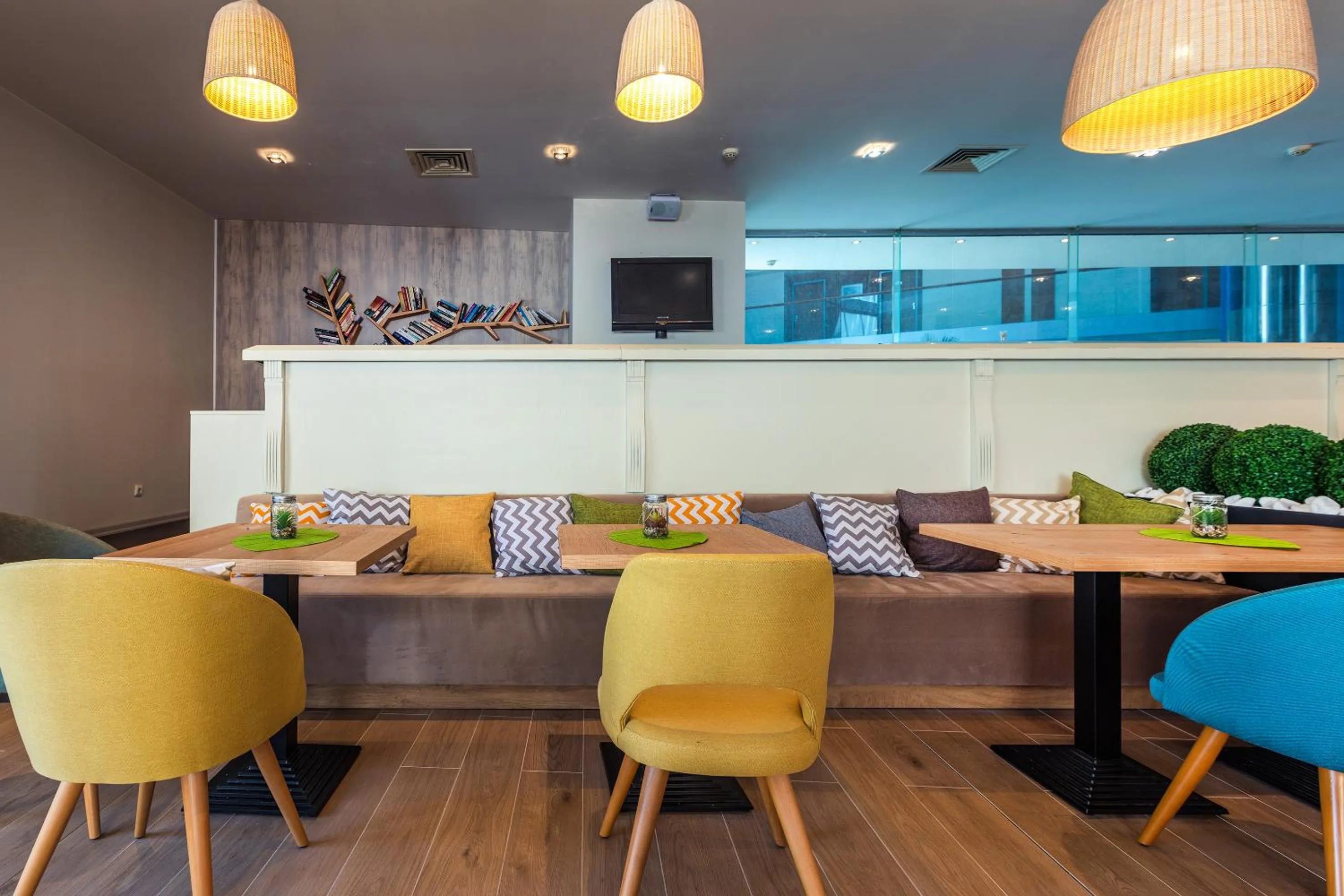 Restaurant/places to eat in Hotel Marina Palace, Affiliated by Meliá