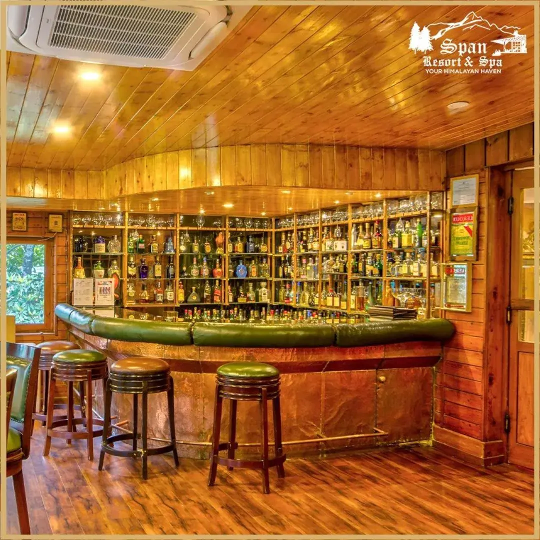 Lounge or bar in Span Resort and Spa, Manali Lounge or bar in Span Resort and Spa, Manali