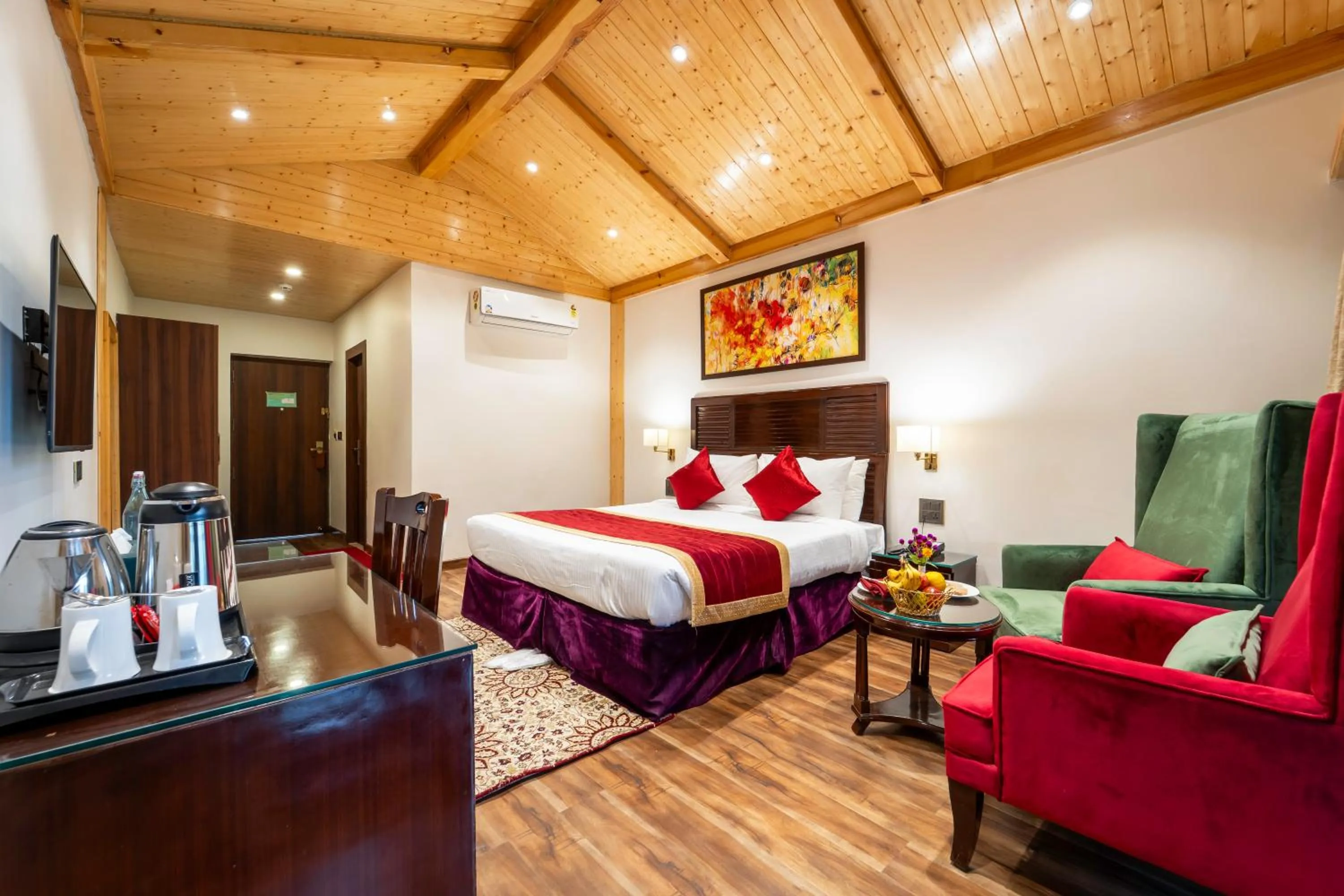 Bed in Span Resort and Spa, Manali