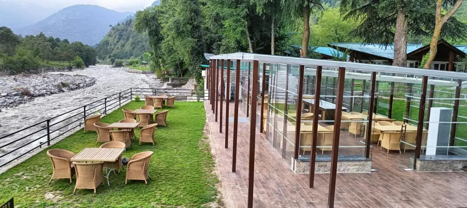 Restaurant/places to eat in Span Resort and Spa, Manali Restaurant/places to eat in Span Resort and Spa, Manali