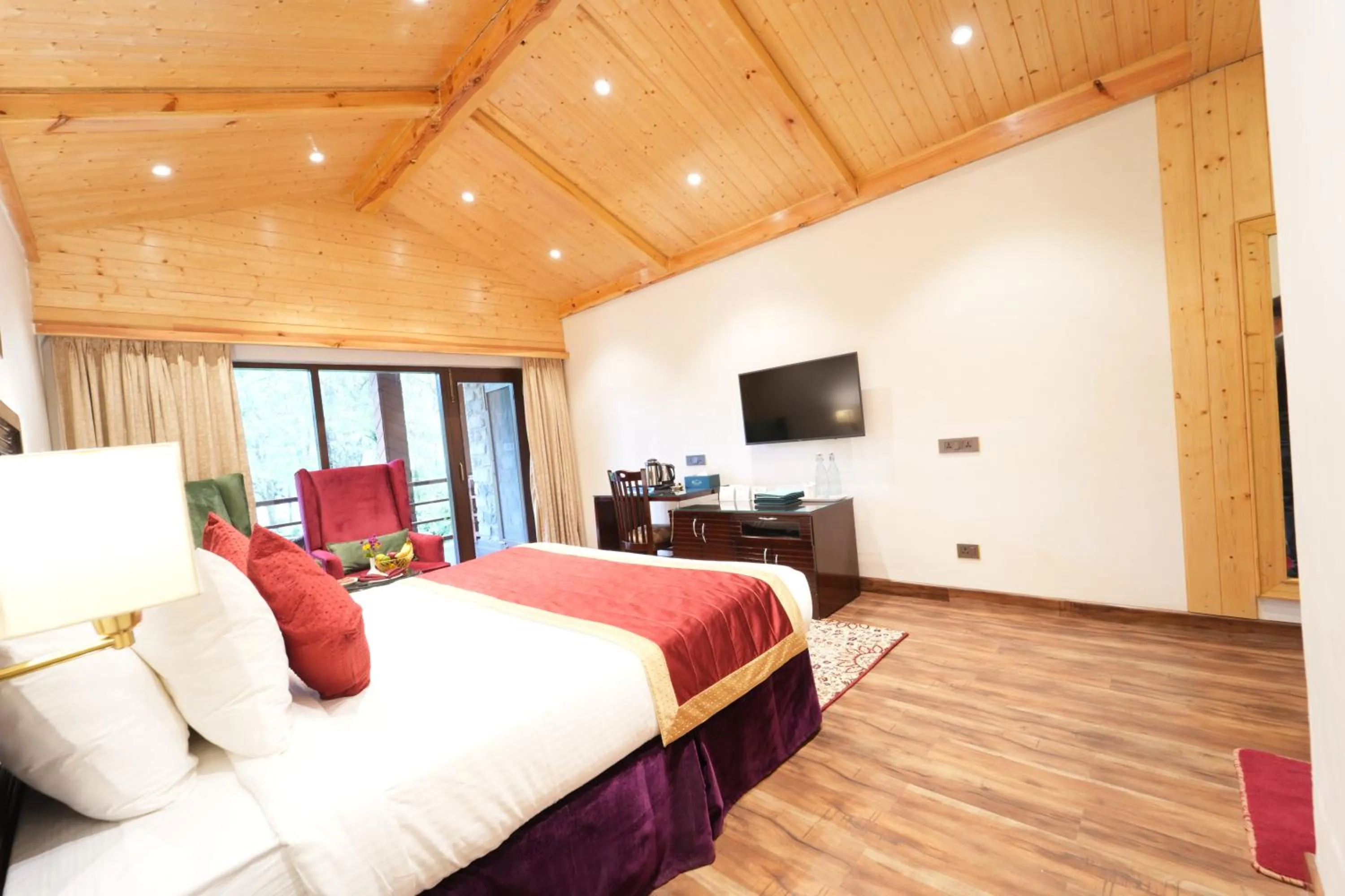 Bed in Span Resort and Spa, Manali