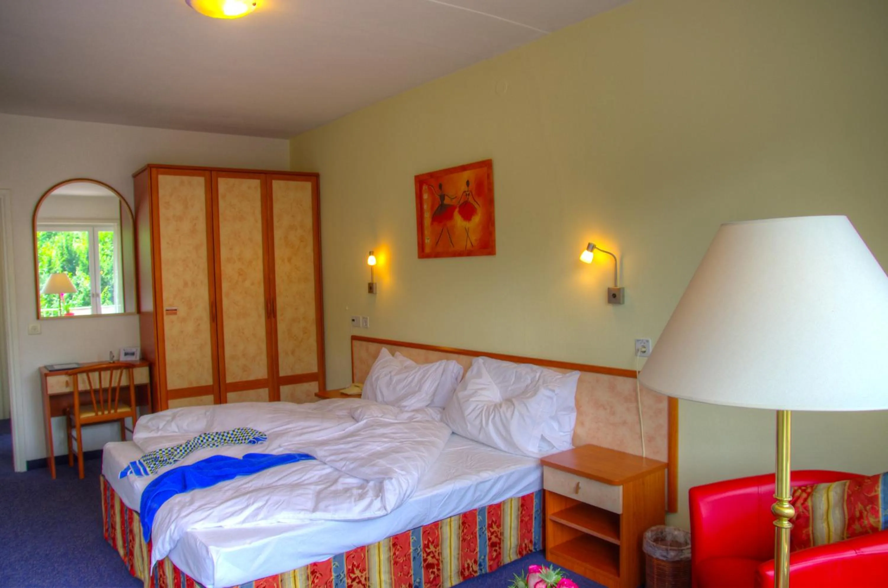 Bed in Hotel Excelsior