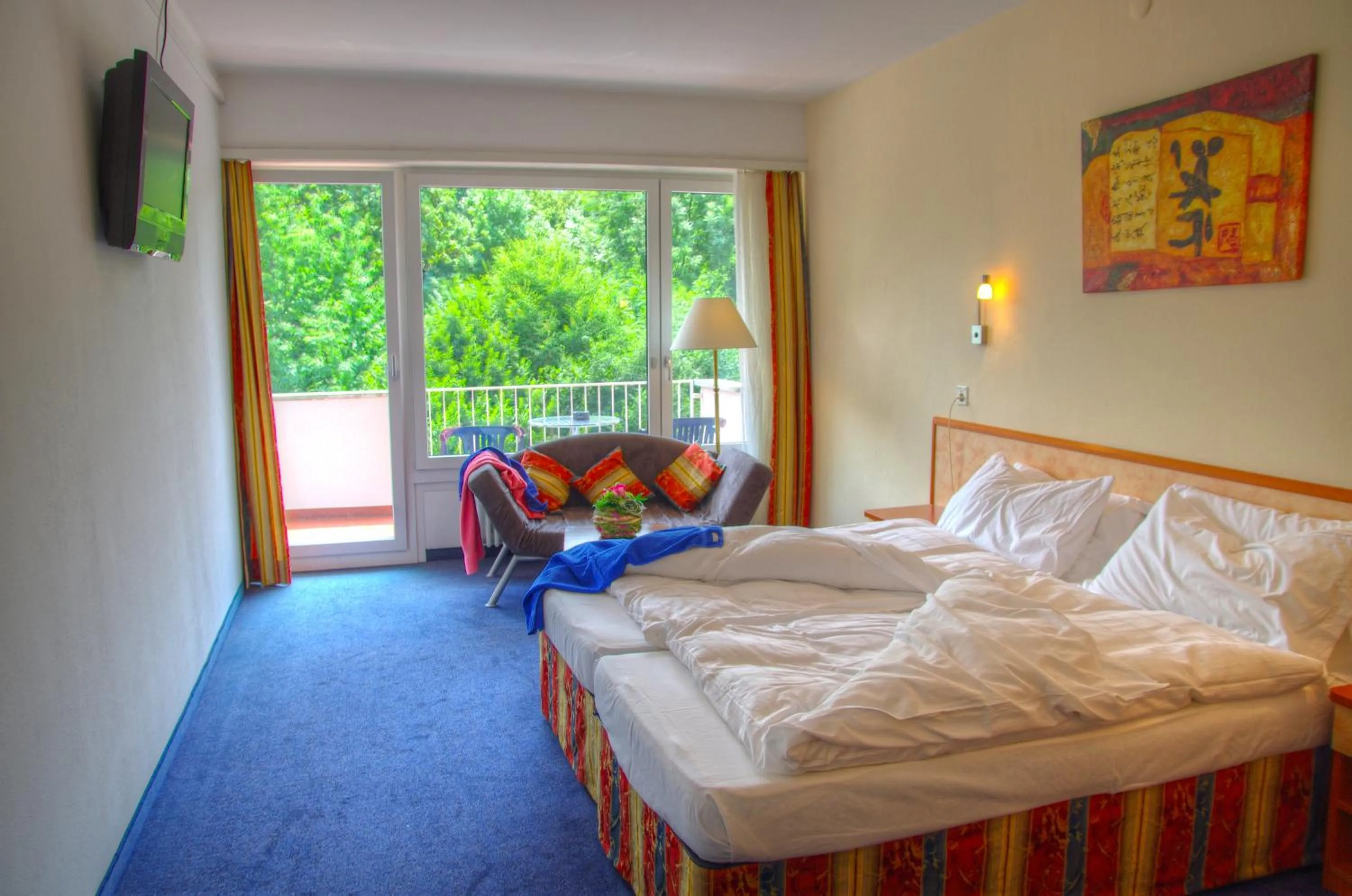 Bed in Hotel Excelsior