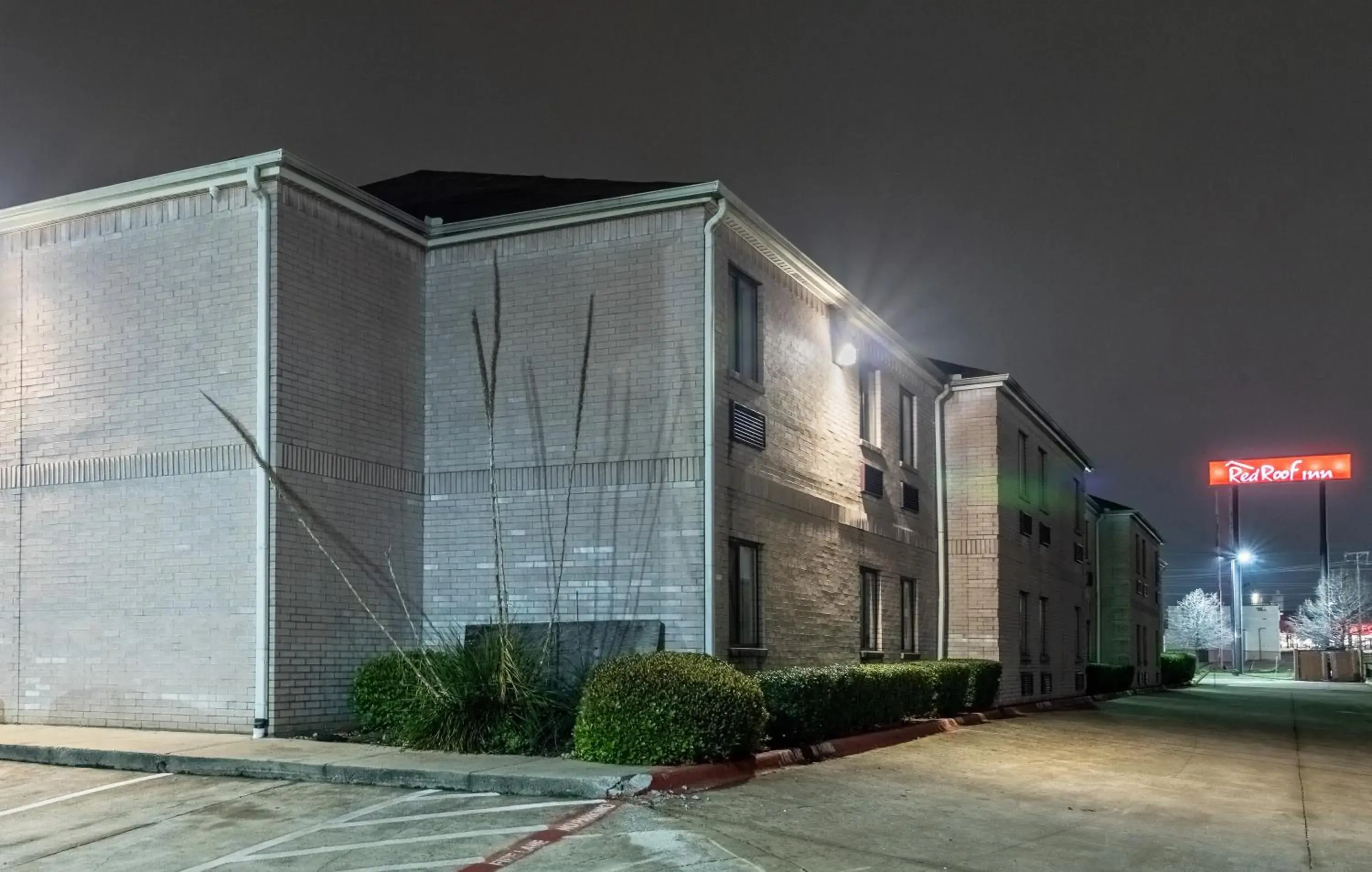 Property building, Facade/Entrance in Red Roof Inn Fort Worth - Saginaw