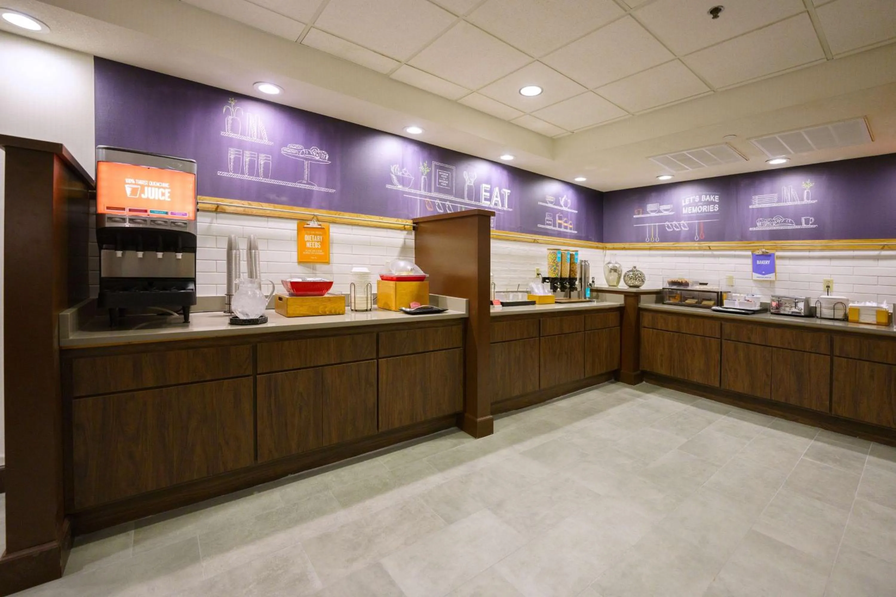 Breakfast in Hampton Inn Hays-North of I-70