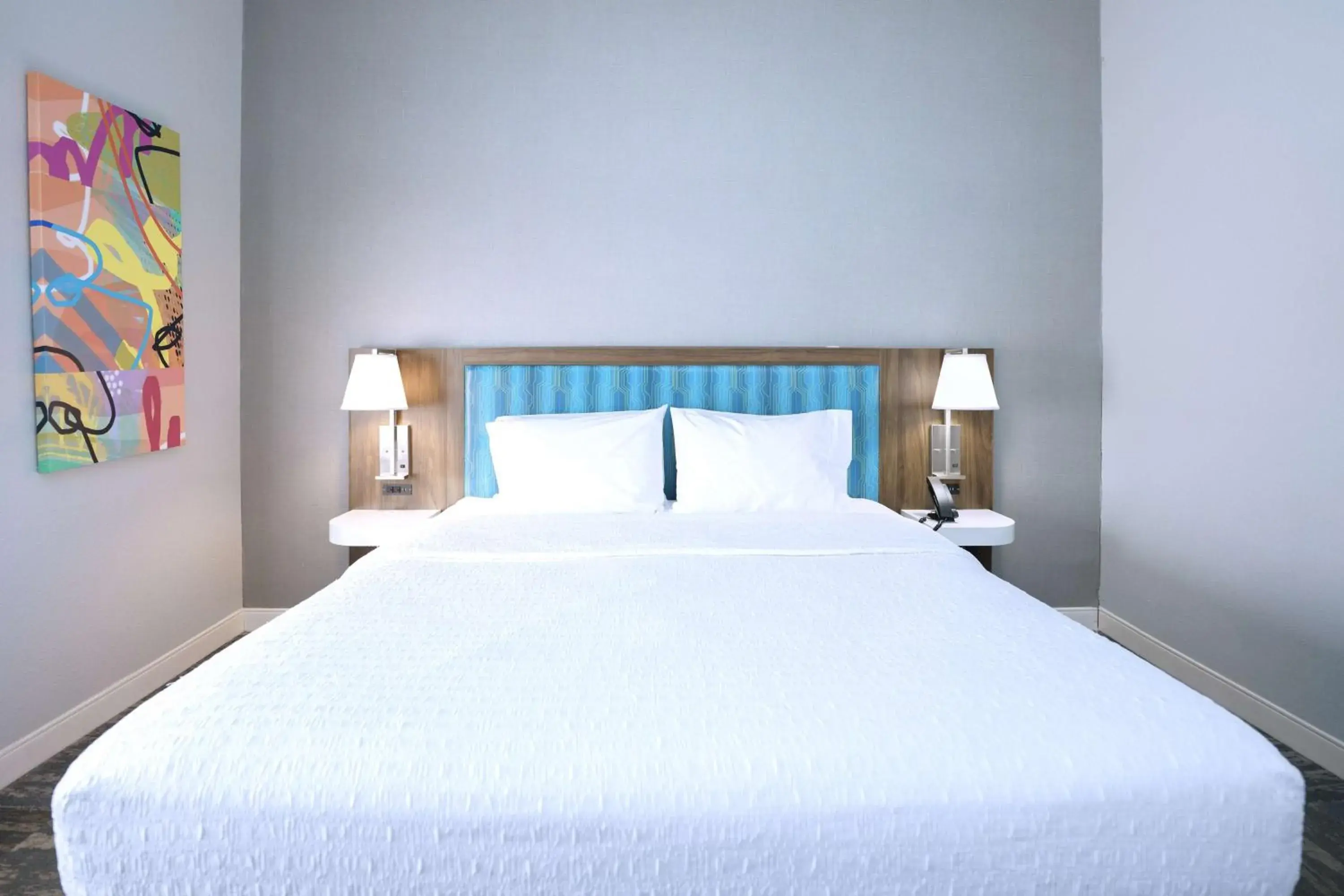 Bed in Hampton Inn Hays-North of I-70 Bed in Hampton Inn Hays-North of I-70