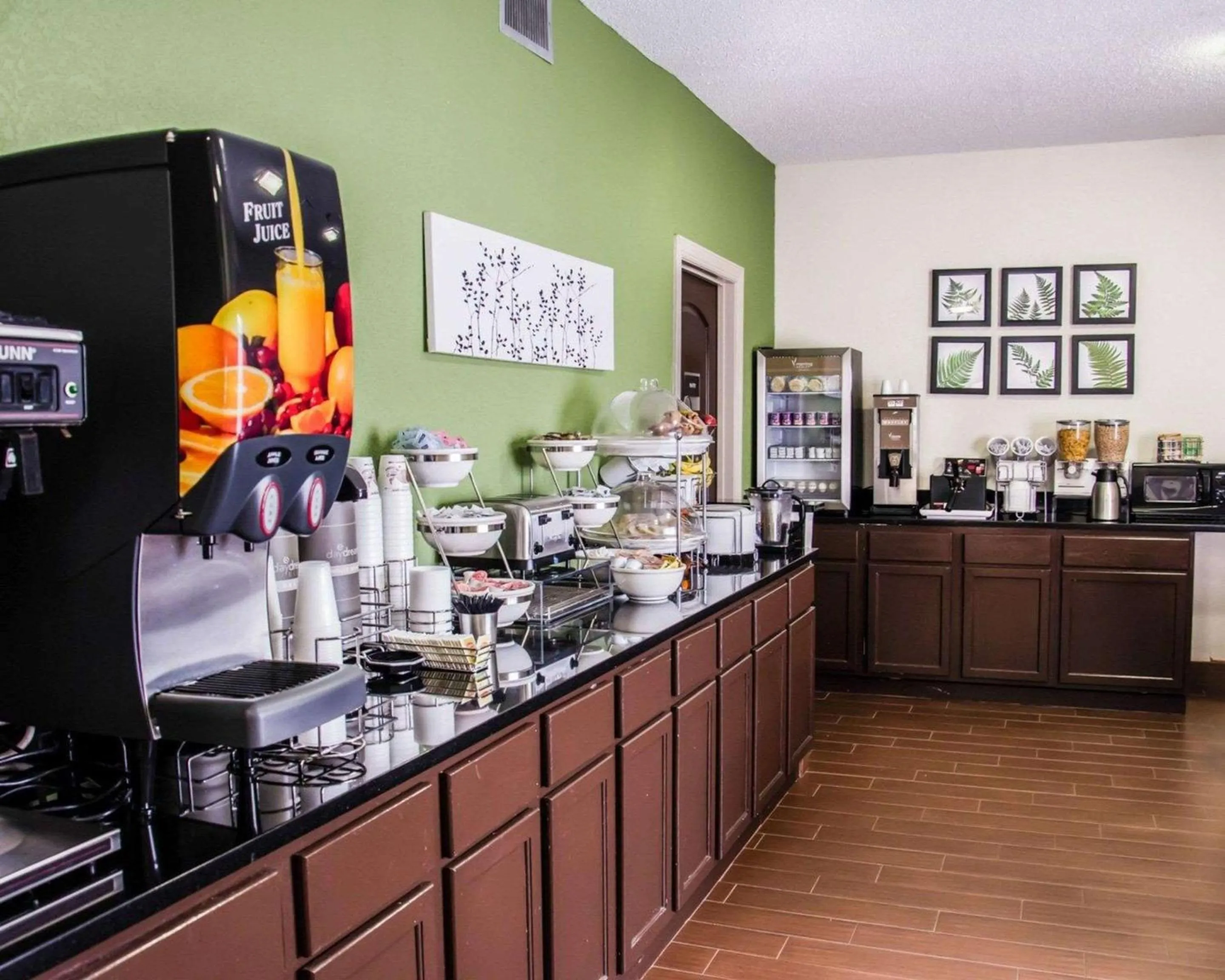 Restaurant/places to eat in Sleep Inn Concord - Kannapolis