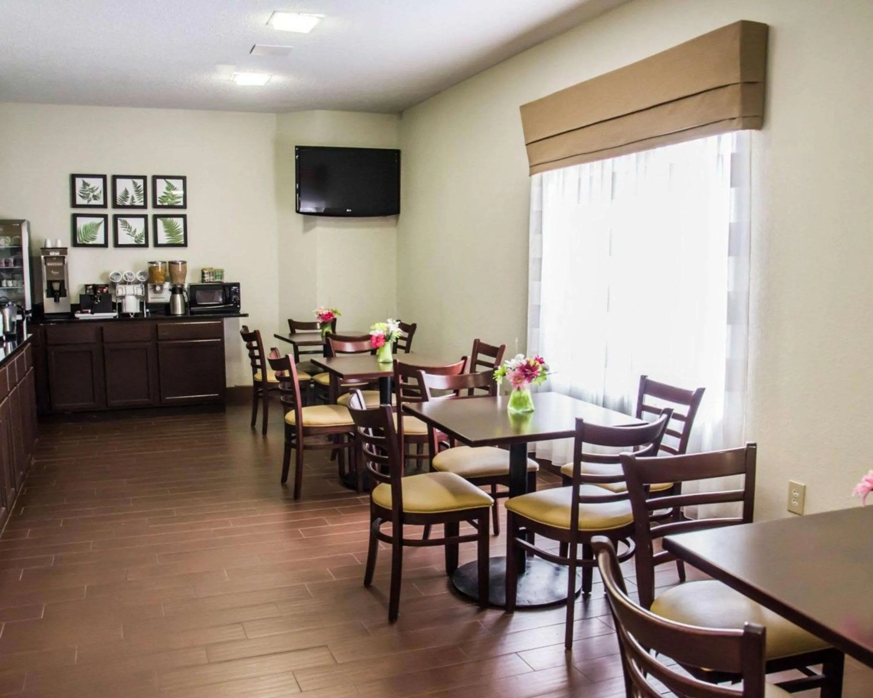 Restaurant/places to eat in Sleep Inn Concord - Kannapolis