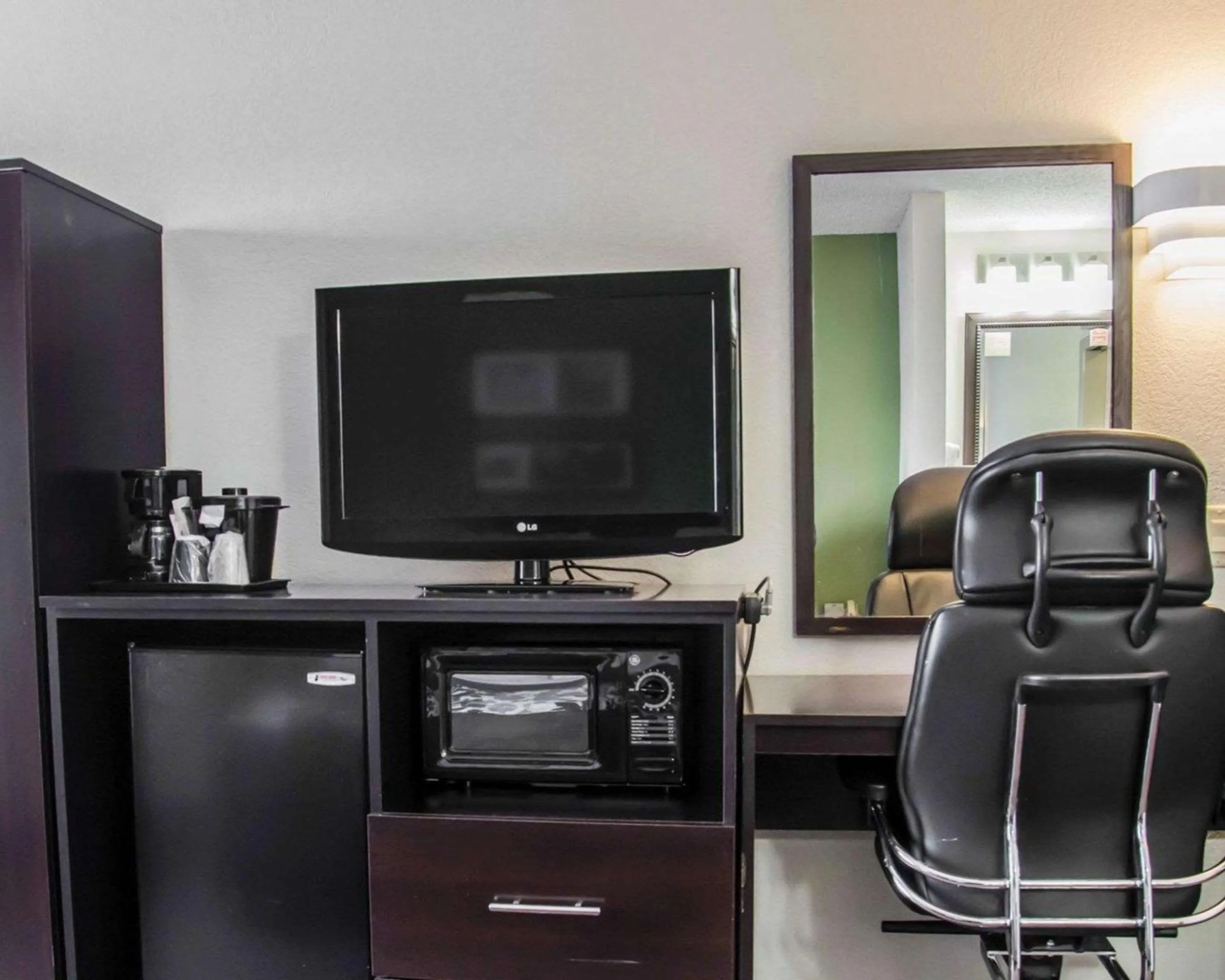 Photo of the whole room in Sleep Inn Concord - Kannapolis