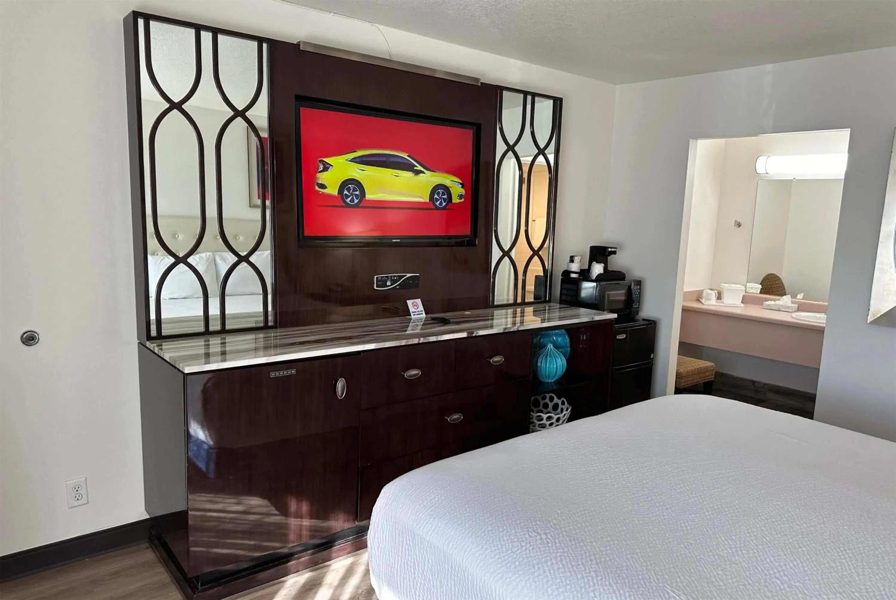 Photo of the whole room, Bed in Ramada by Wyndham Yuma Photo of the whole room, Bed in Ramada by Wyndham Yuma