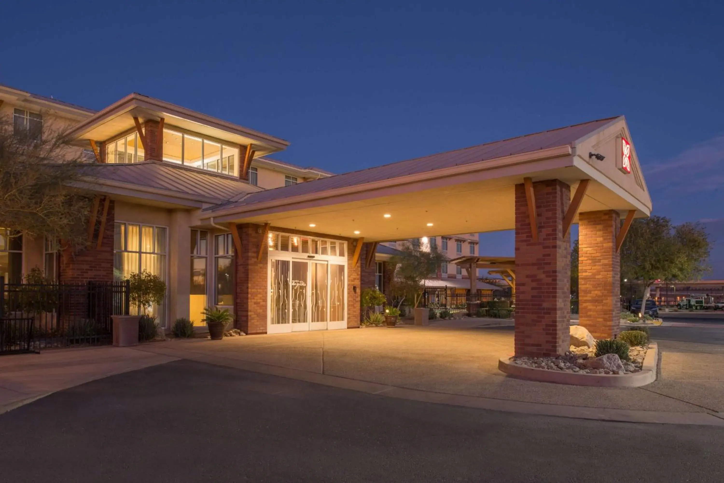 Property building in Hilton Garden Inn Yuma Pivot Point Property building in Hilton Garden Inn Yuma Pivot Point