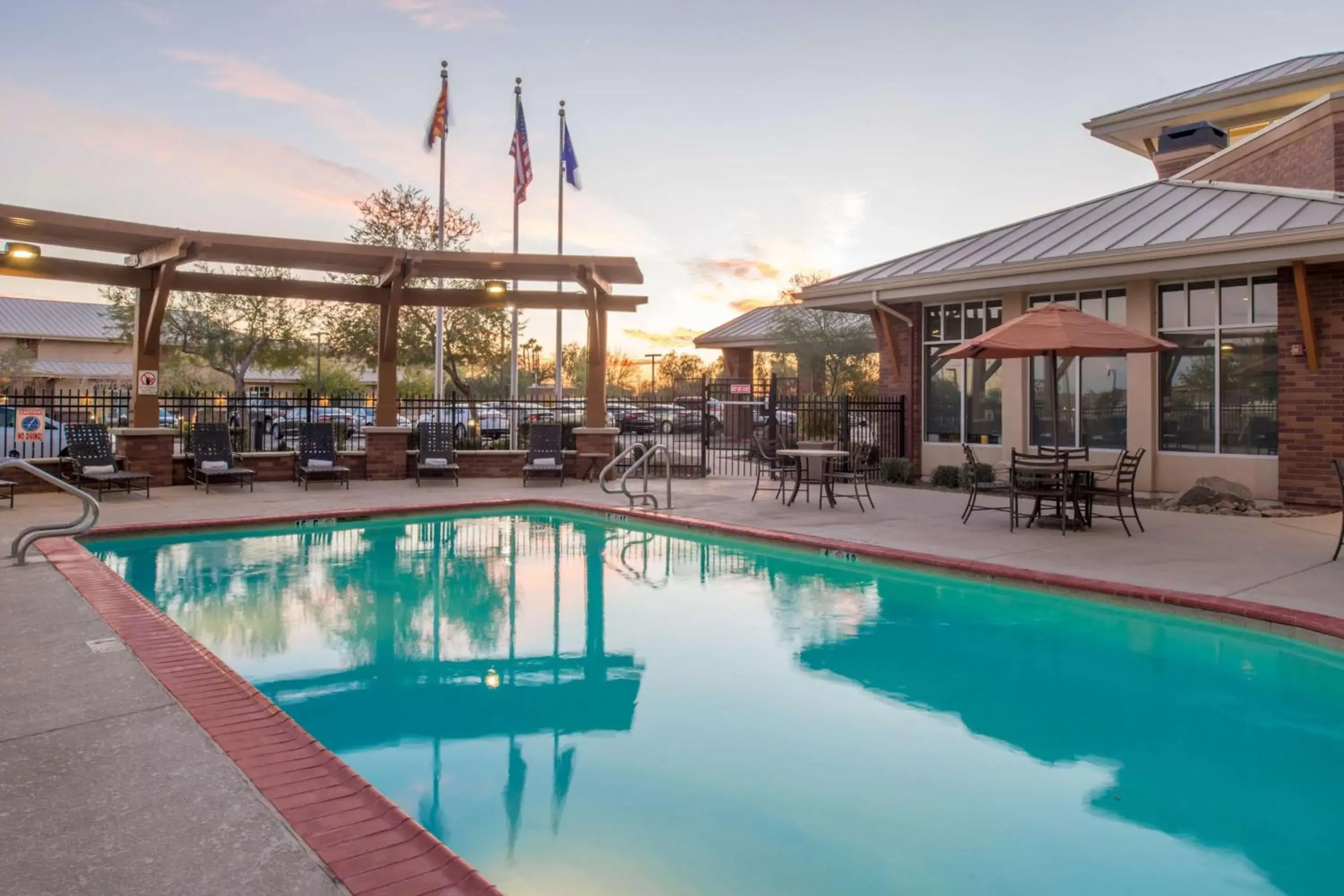 Pool view in Hilton Garden Inn Yuma Pivot Point Pool view in Hilton Garden Inn Yuma Pivot Point