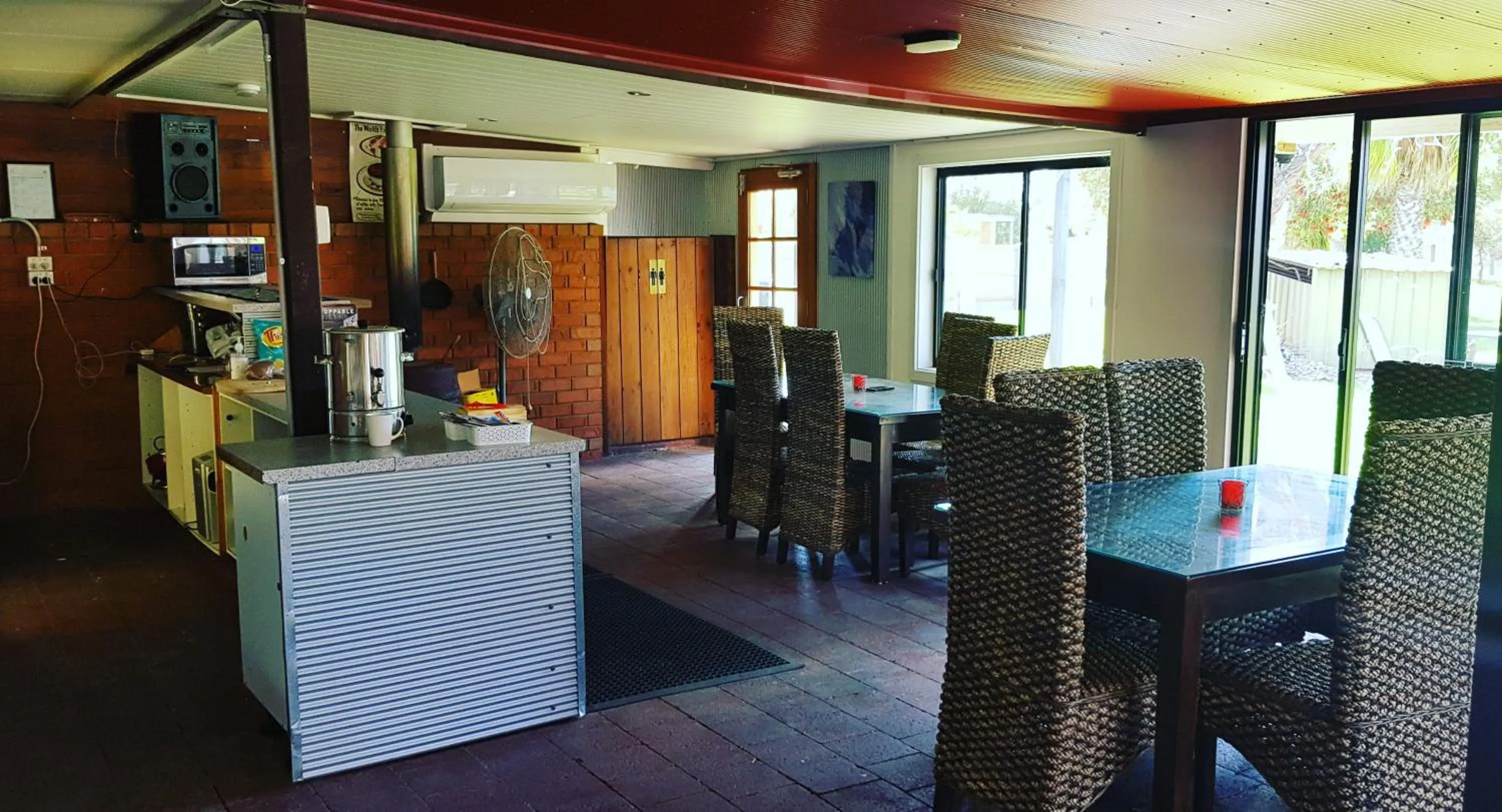 Lounge or bar in Berrigan Motel