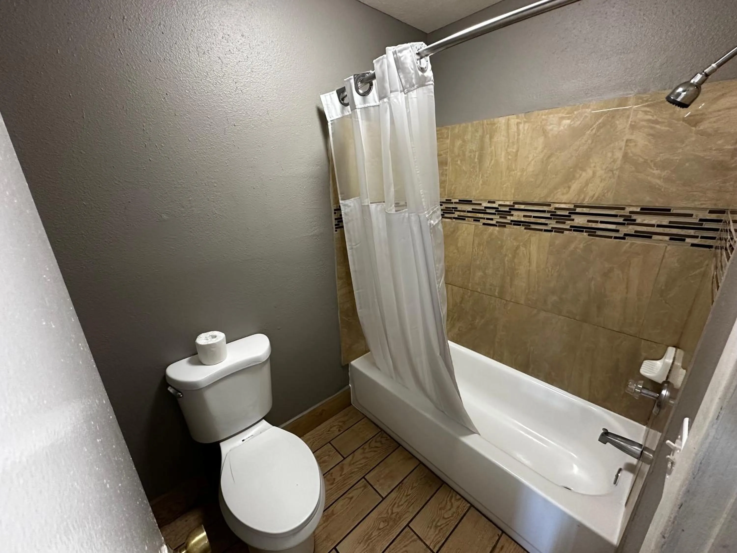 Bathroom in Sunpark Inn & Suites