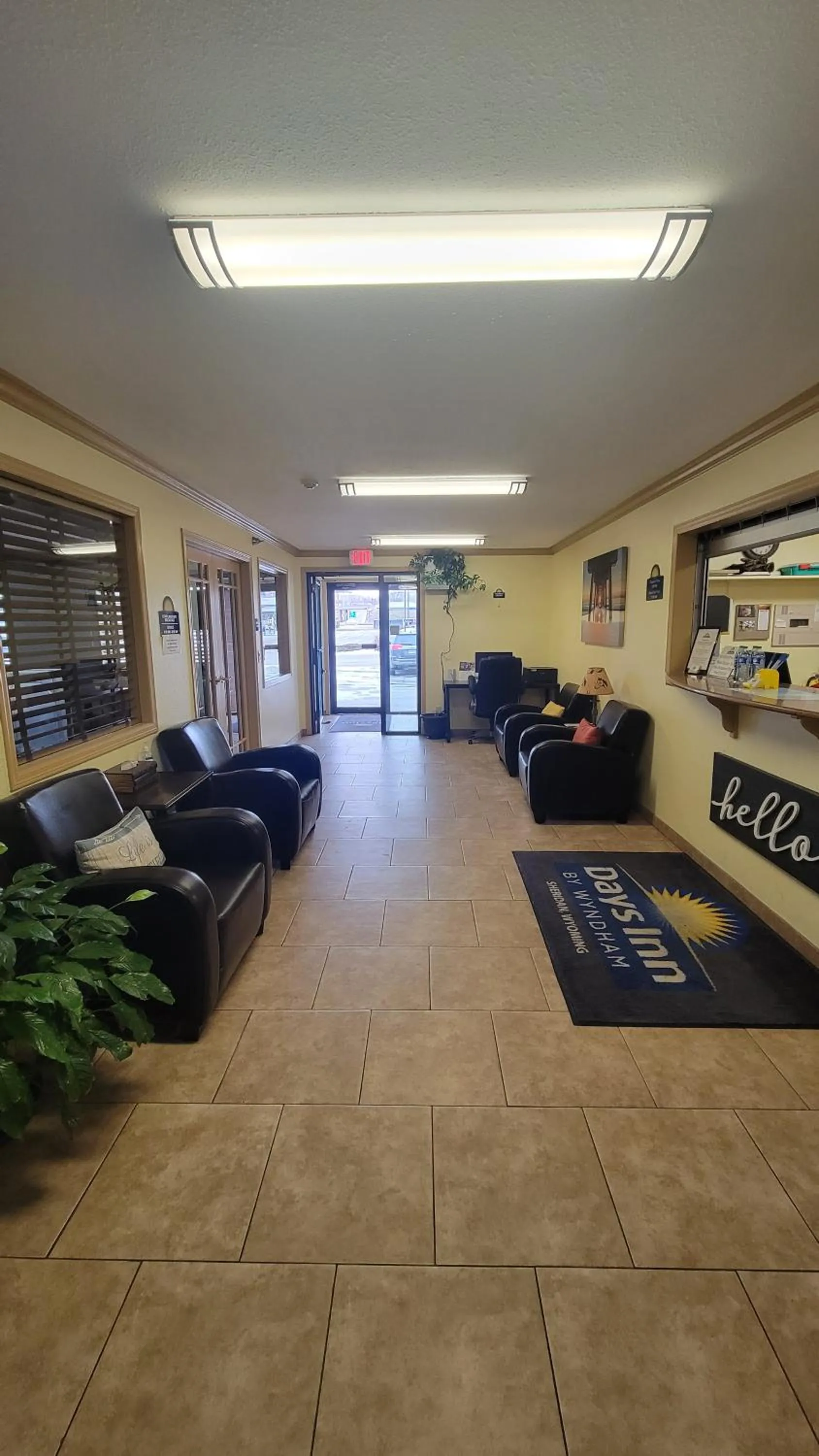 Lobby or reception in Days Inn by Wyndham Sheridan