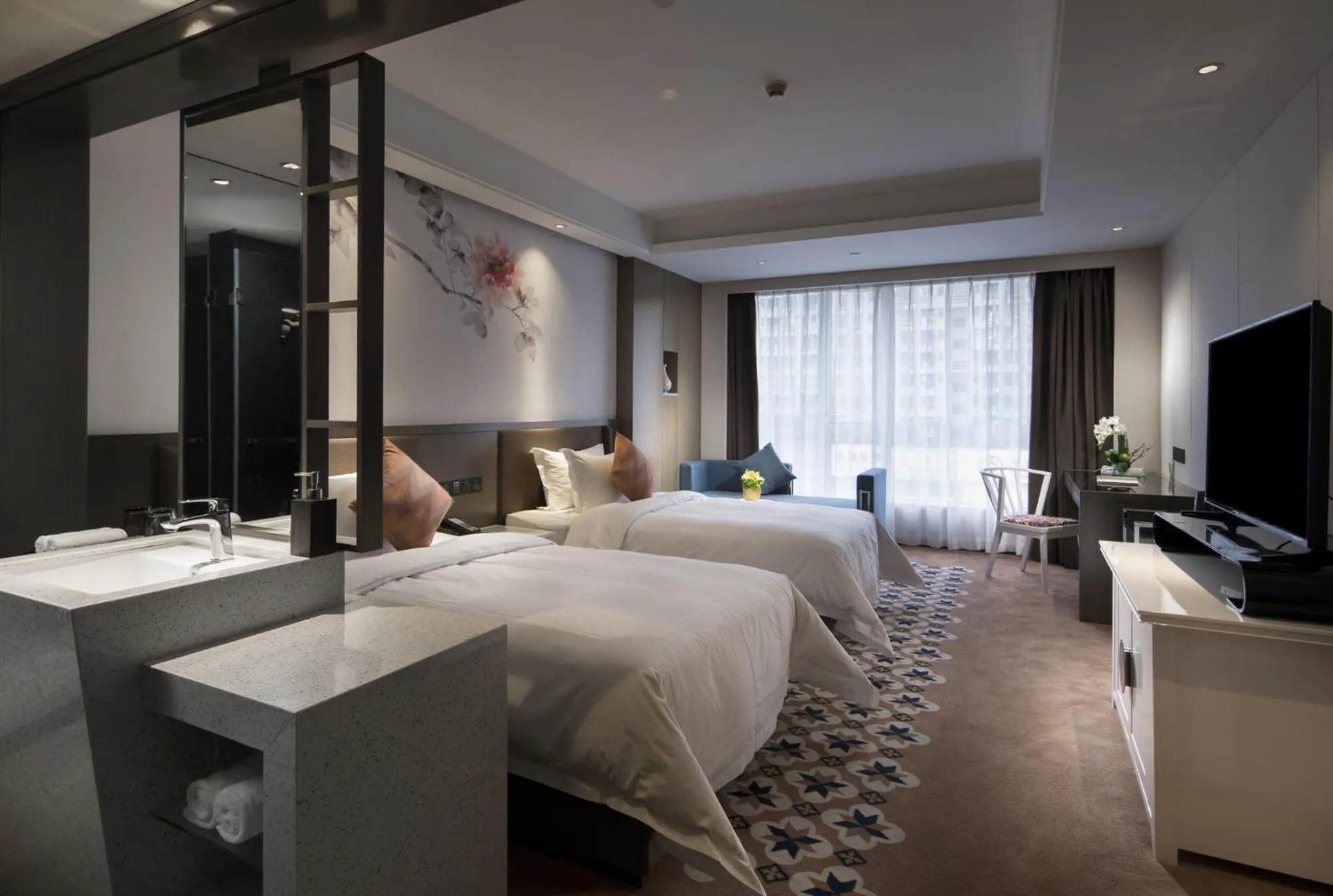 Photo of the whole room, Bed in Paco Hotel Dongpu Guanghzou -Free Shuttle Bus for Canton Fair