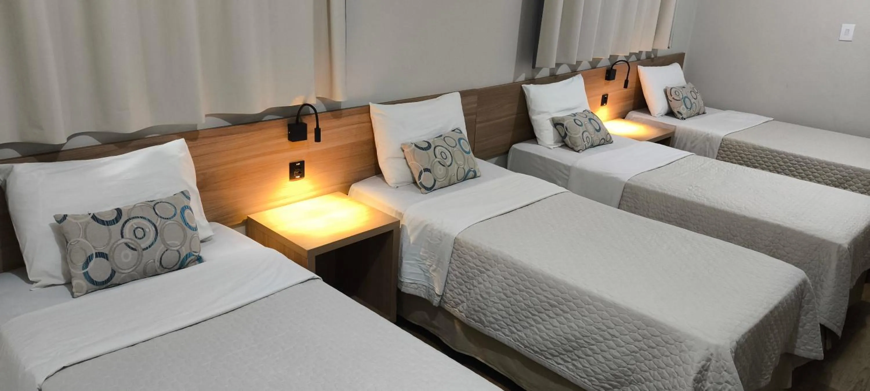 Bedroom, Bed in Abudi Hotel