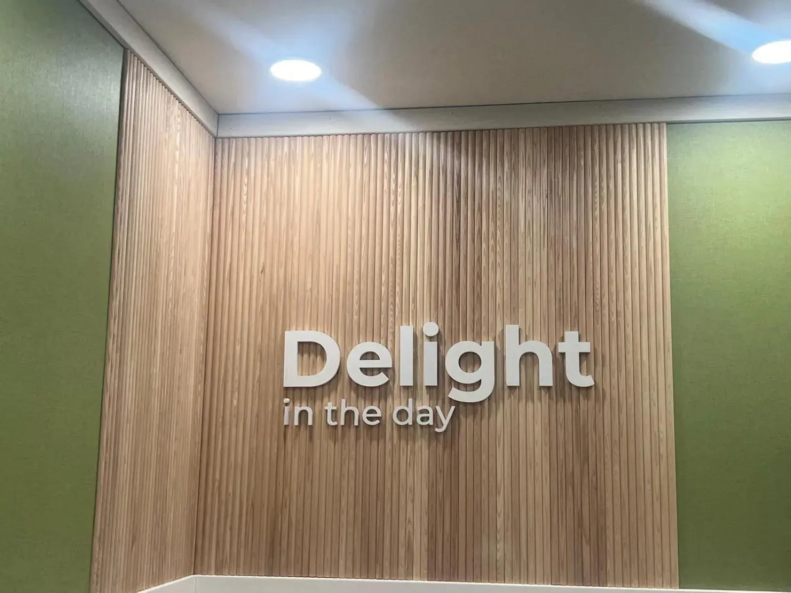 Breakfast in Comfort Inn & Suites North Glendale and Peoria Breakfast in Comfort Inn & Suites North Glendale and Peoria