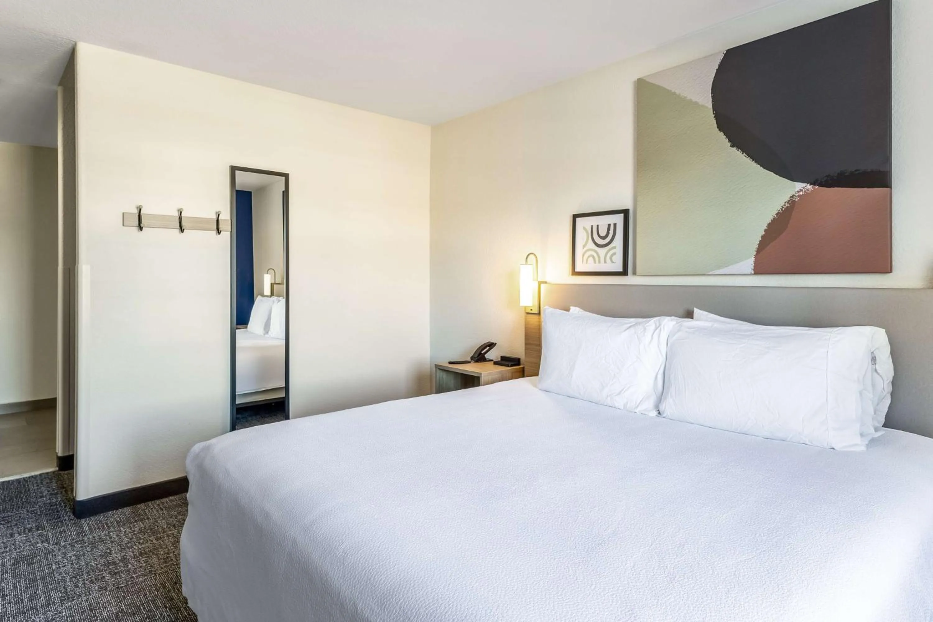 Bed in Comfort Inn & Suites North Glendale and Peoria