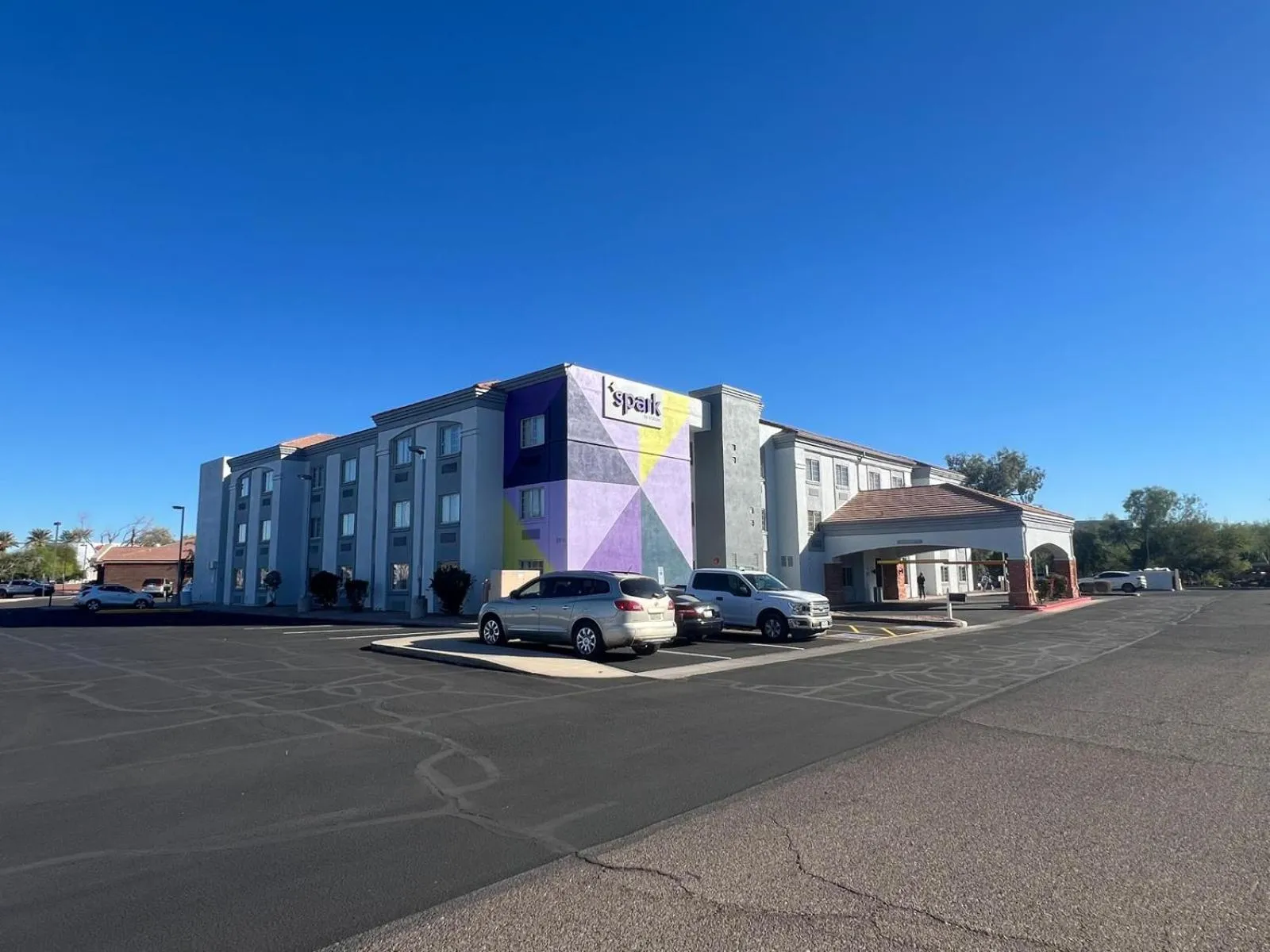 Property building in Spark by Hilton Phoenix-Glendale-Peoria