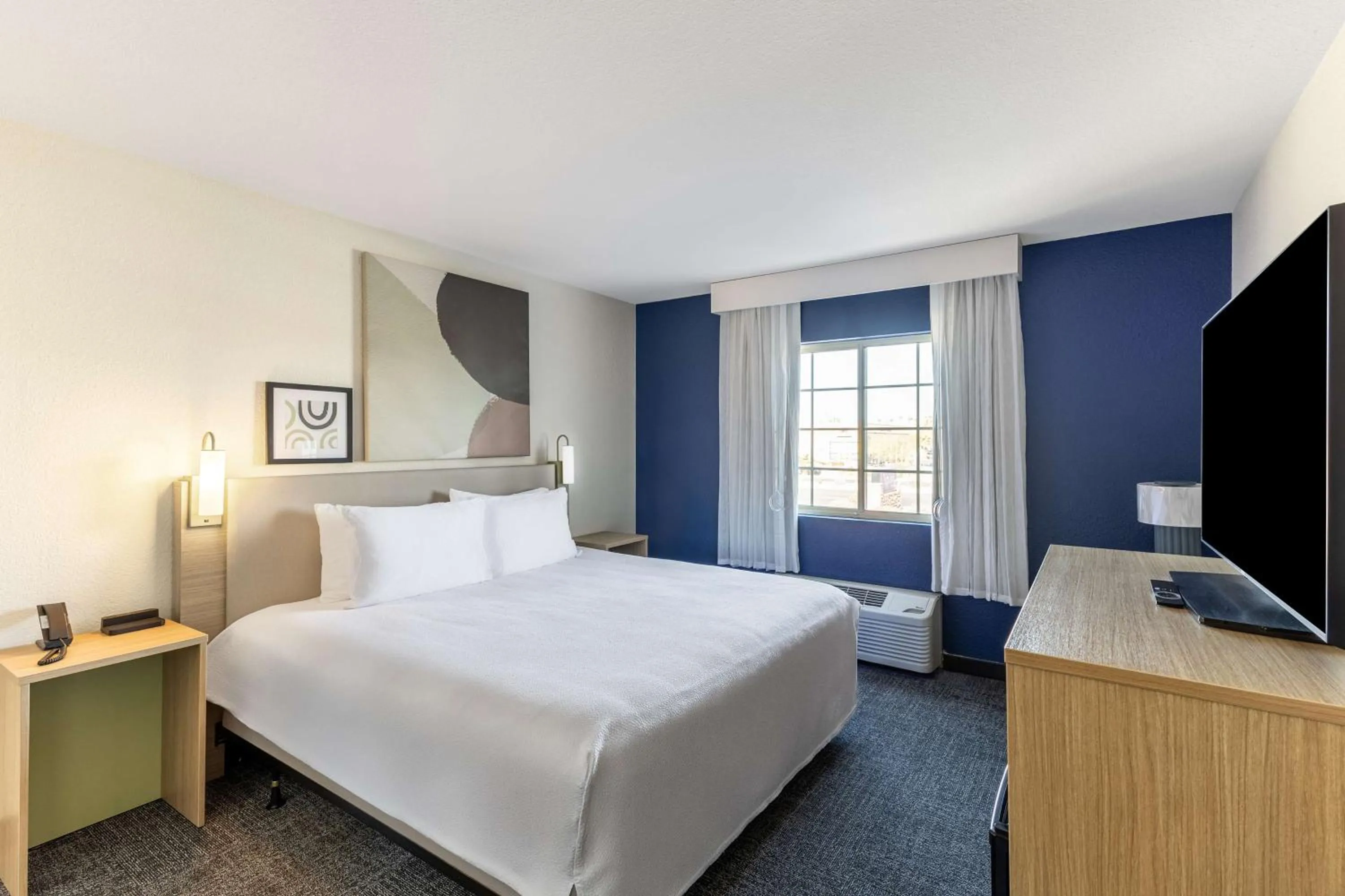 Bed in Spark by Hilton Phoenix-Glendale-Peoria