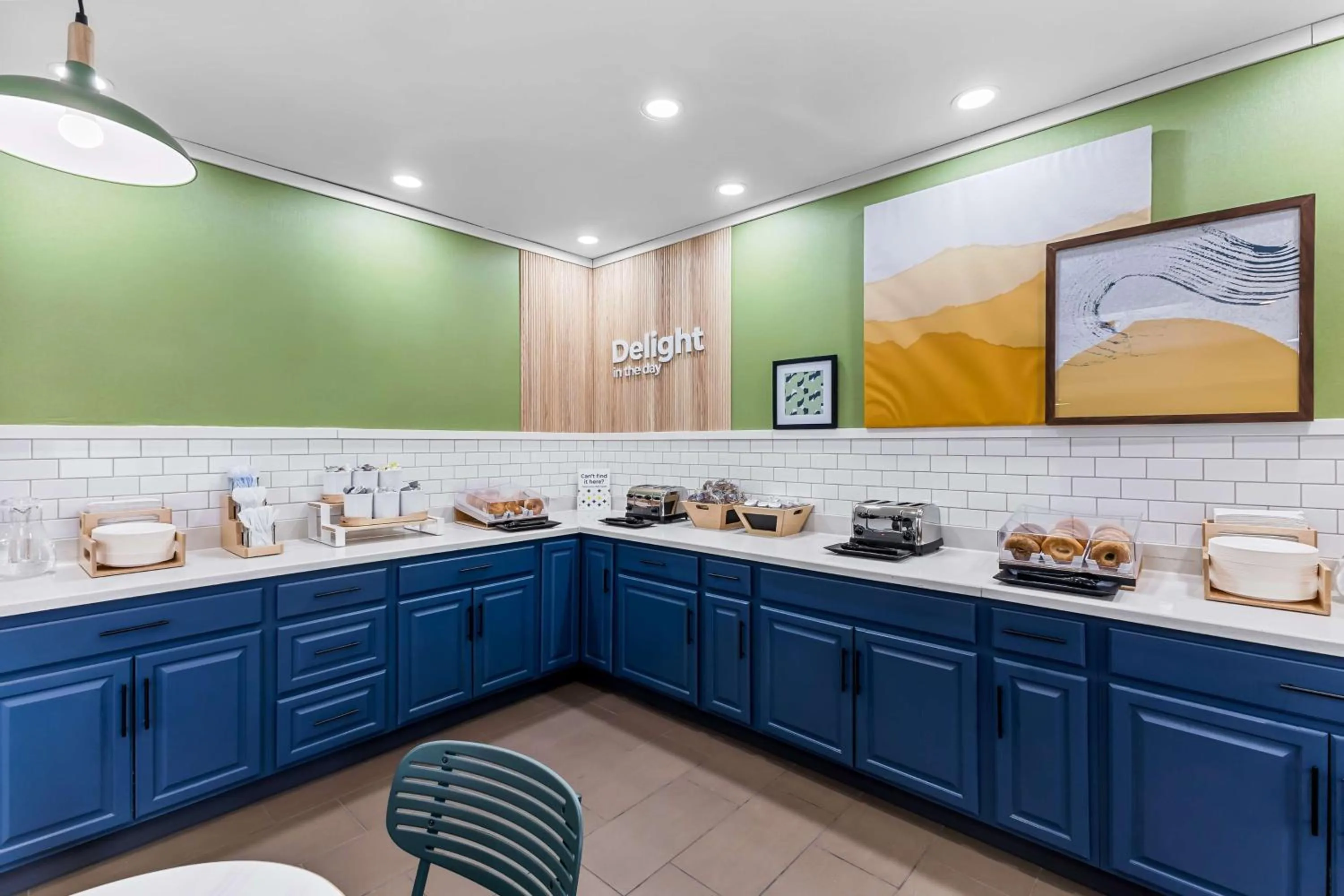 Breakfast in Comfort Inn & Suites North Glendale and Peoria