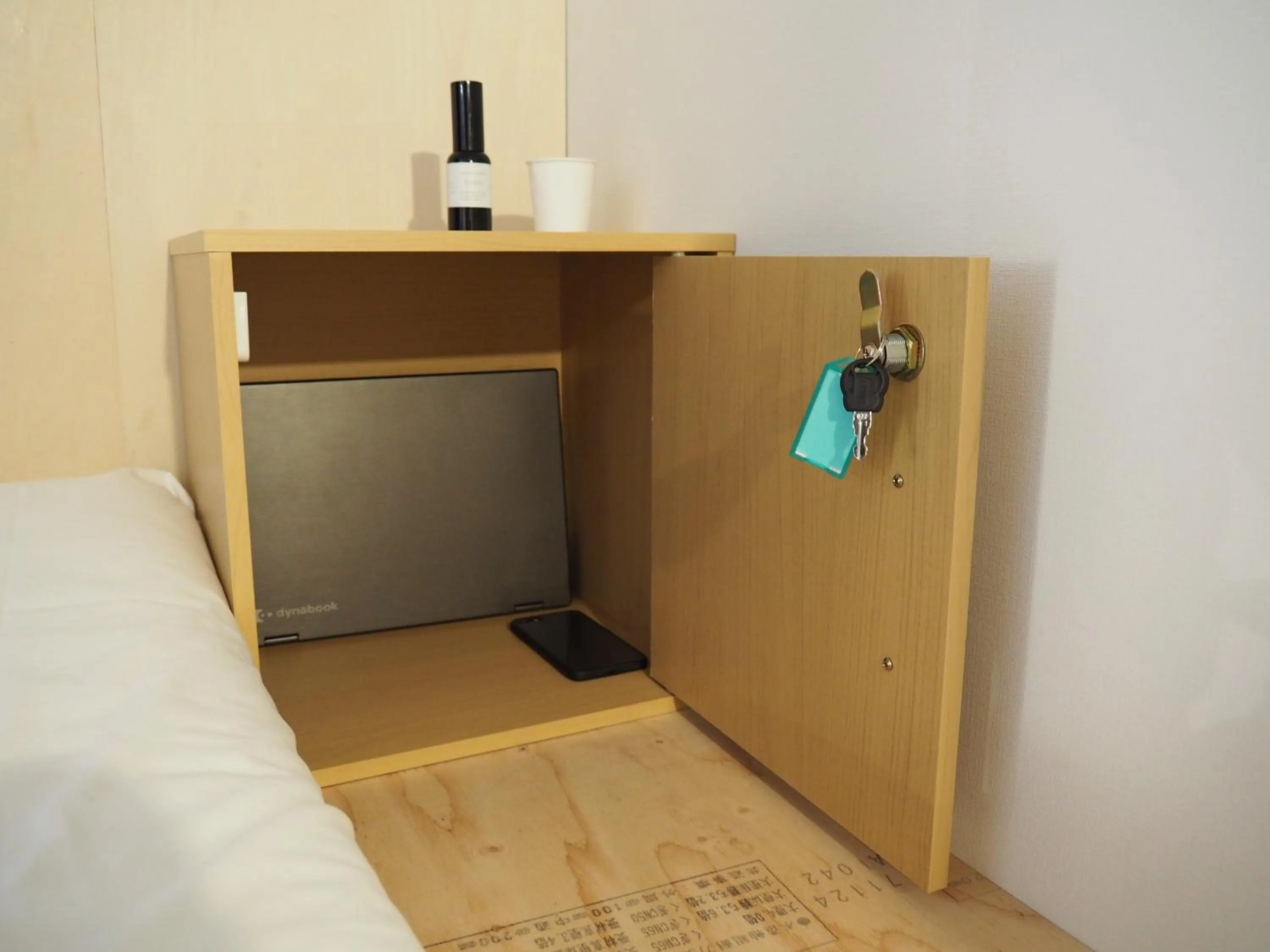 Decorative detail in Tomarigi Hostel