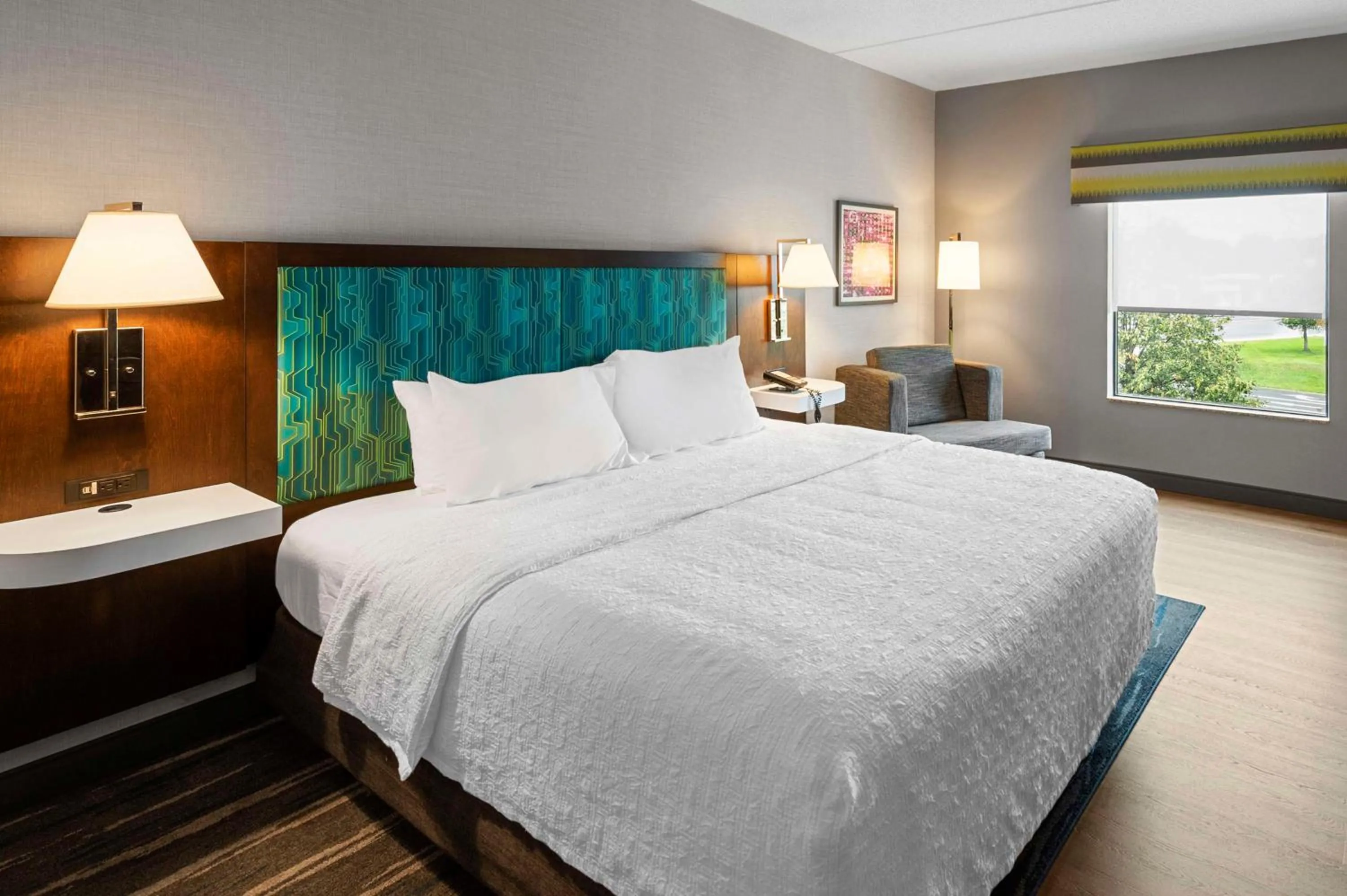 Bed in Hampton Inn Nanuet