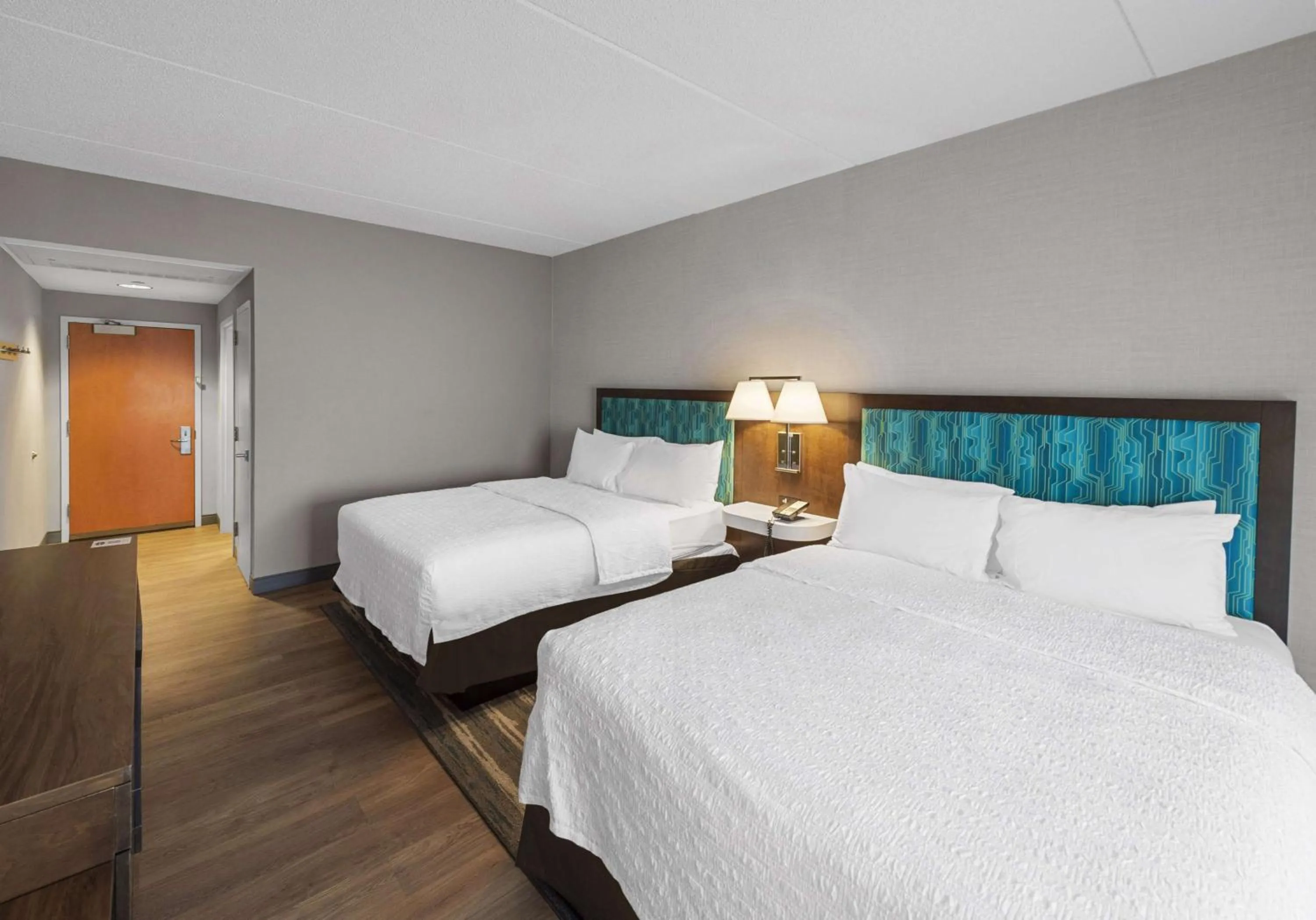 Bed in Hampton Inn Nanuet