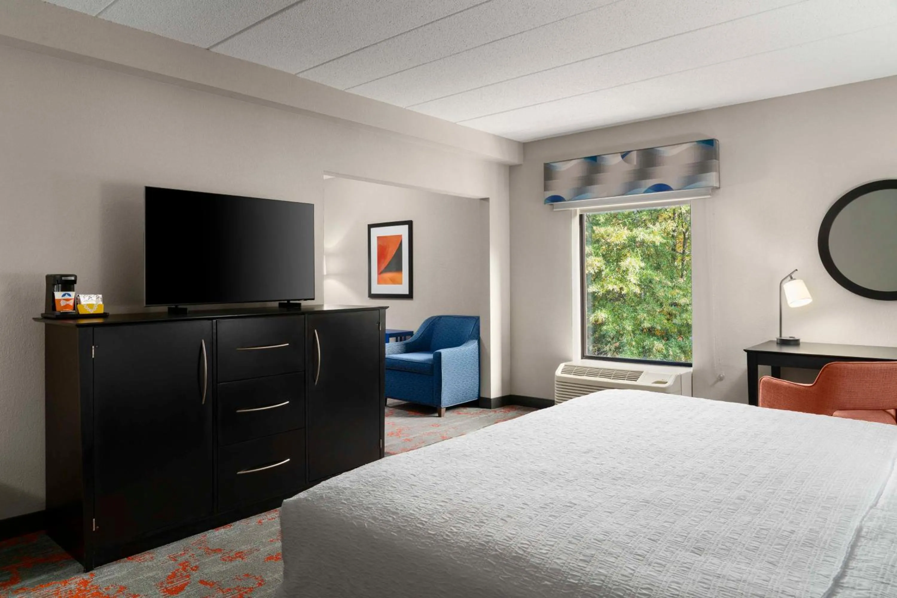 Bed in Hampton Inn Stafford / Quantico-Aquia