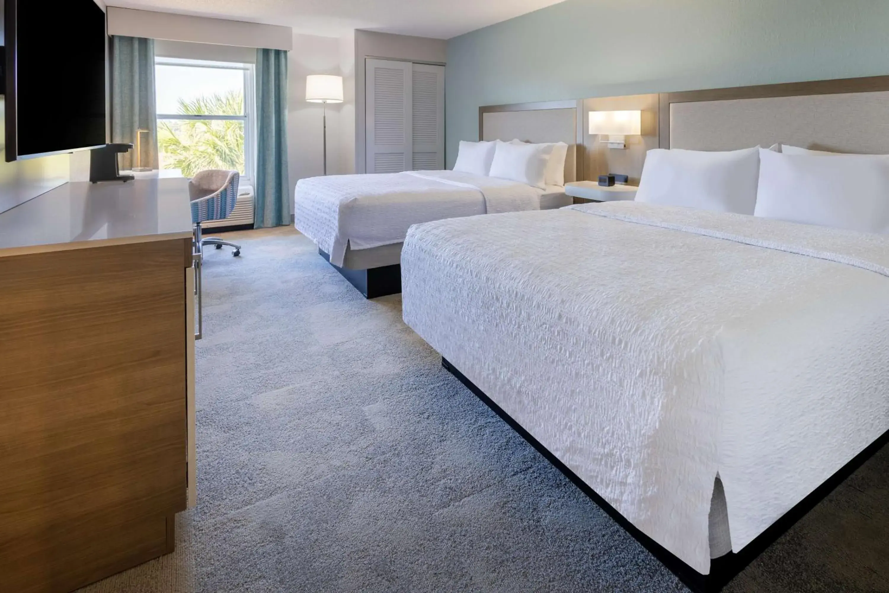 Bed in Hampton Inn & Suites Venice Bayside South Sarasota Bed in Hampton Inn & Suites Venice Bayside South Sarasota