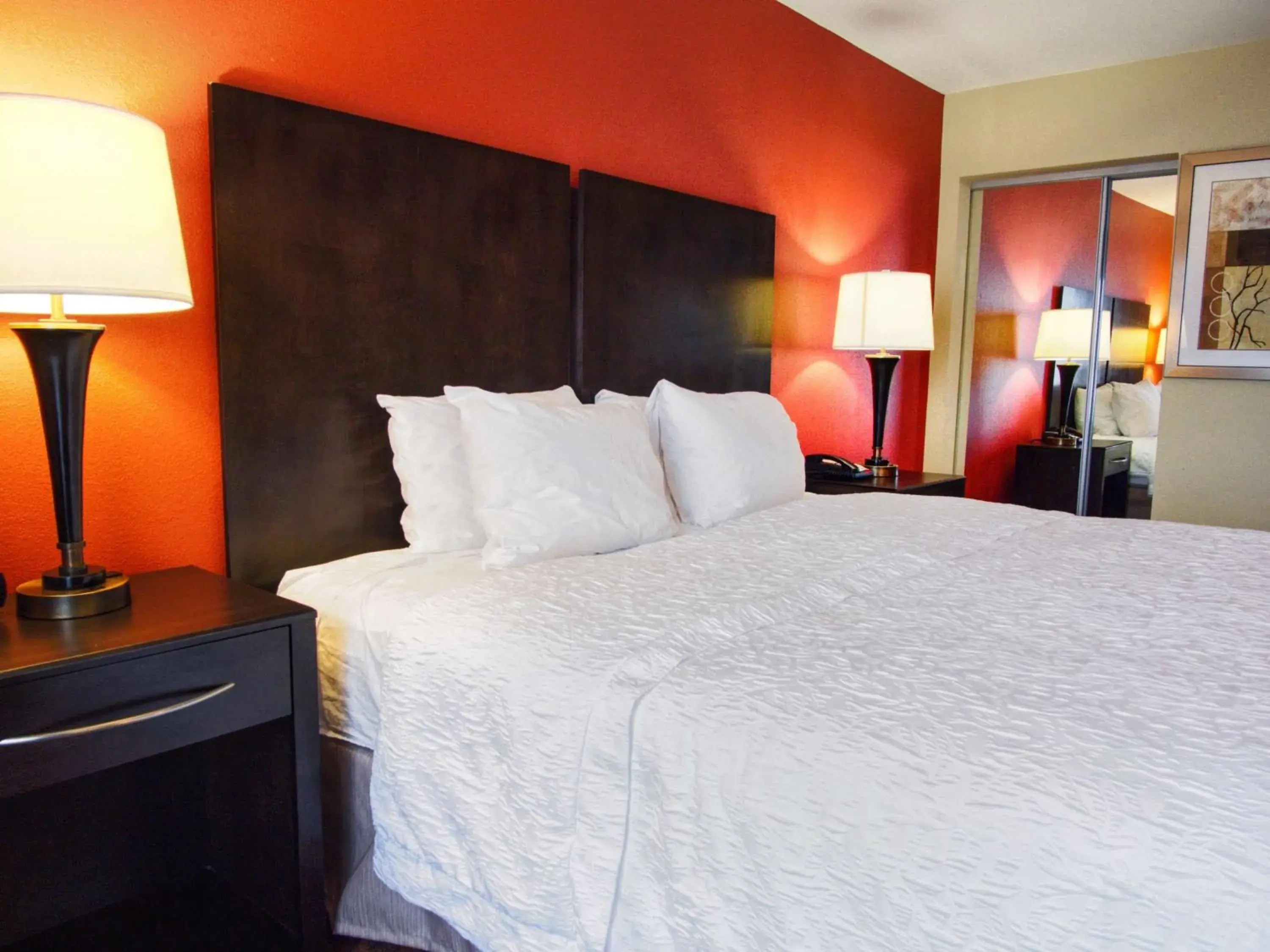 Bed in Hampton Inn & Suites Elk City Bed in Hampton Inn & Suites Elk City