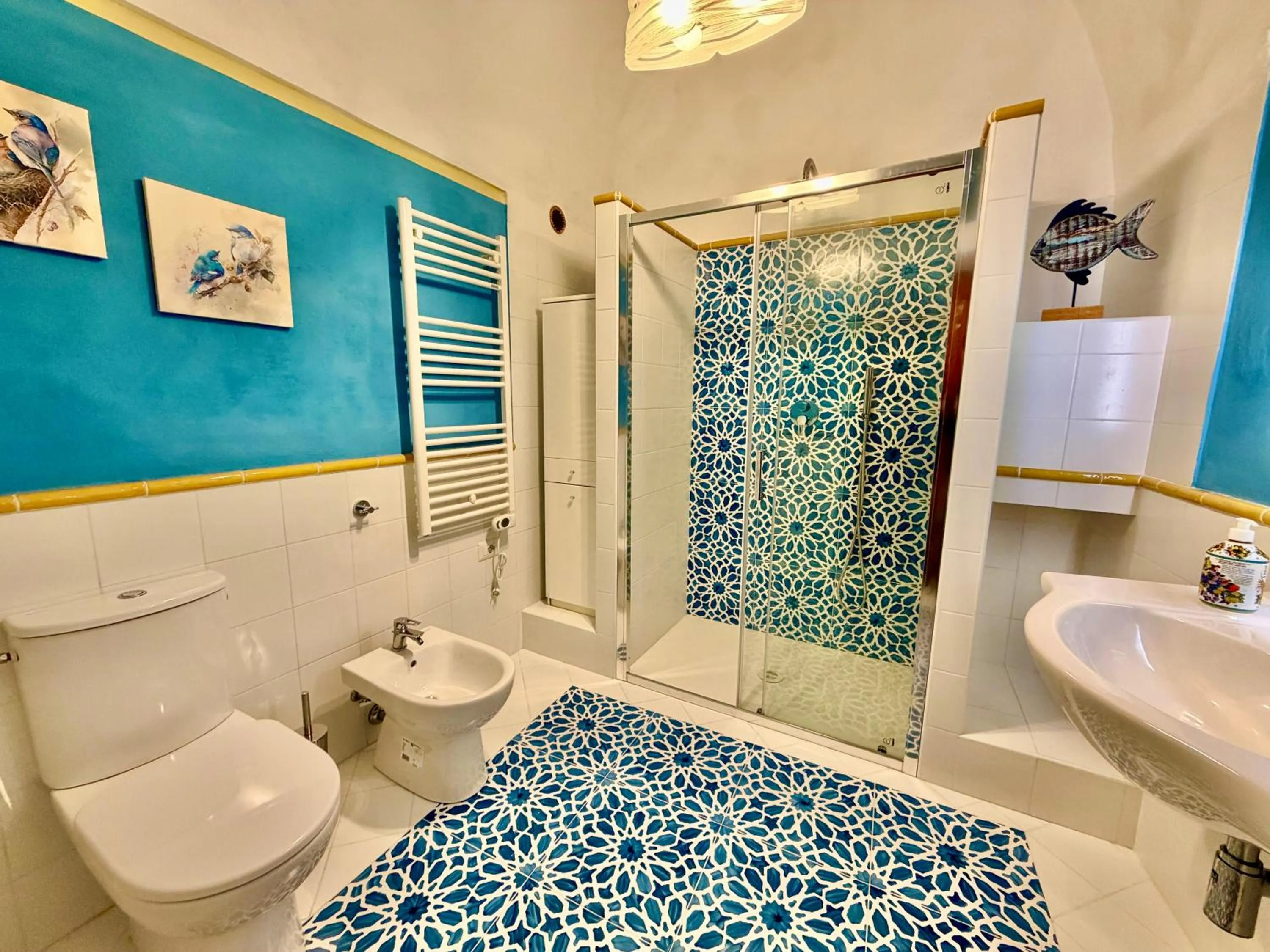 Bathroom in Mon Amour Praiano
