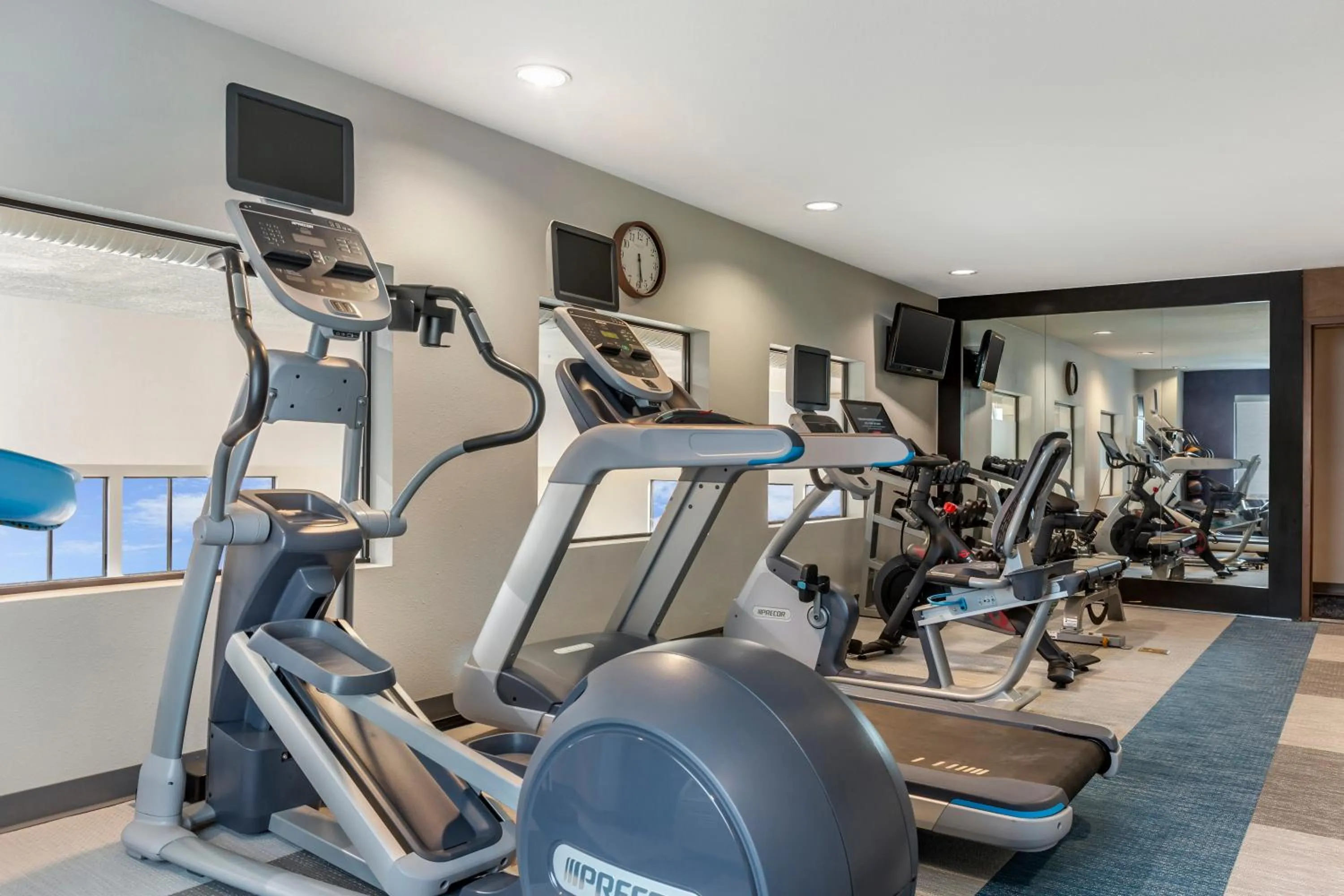 Fitness centre/facilities in Comfort Inn & Suites Rapid City near Mt Rushmore