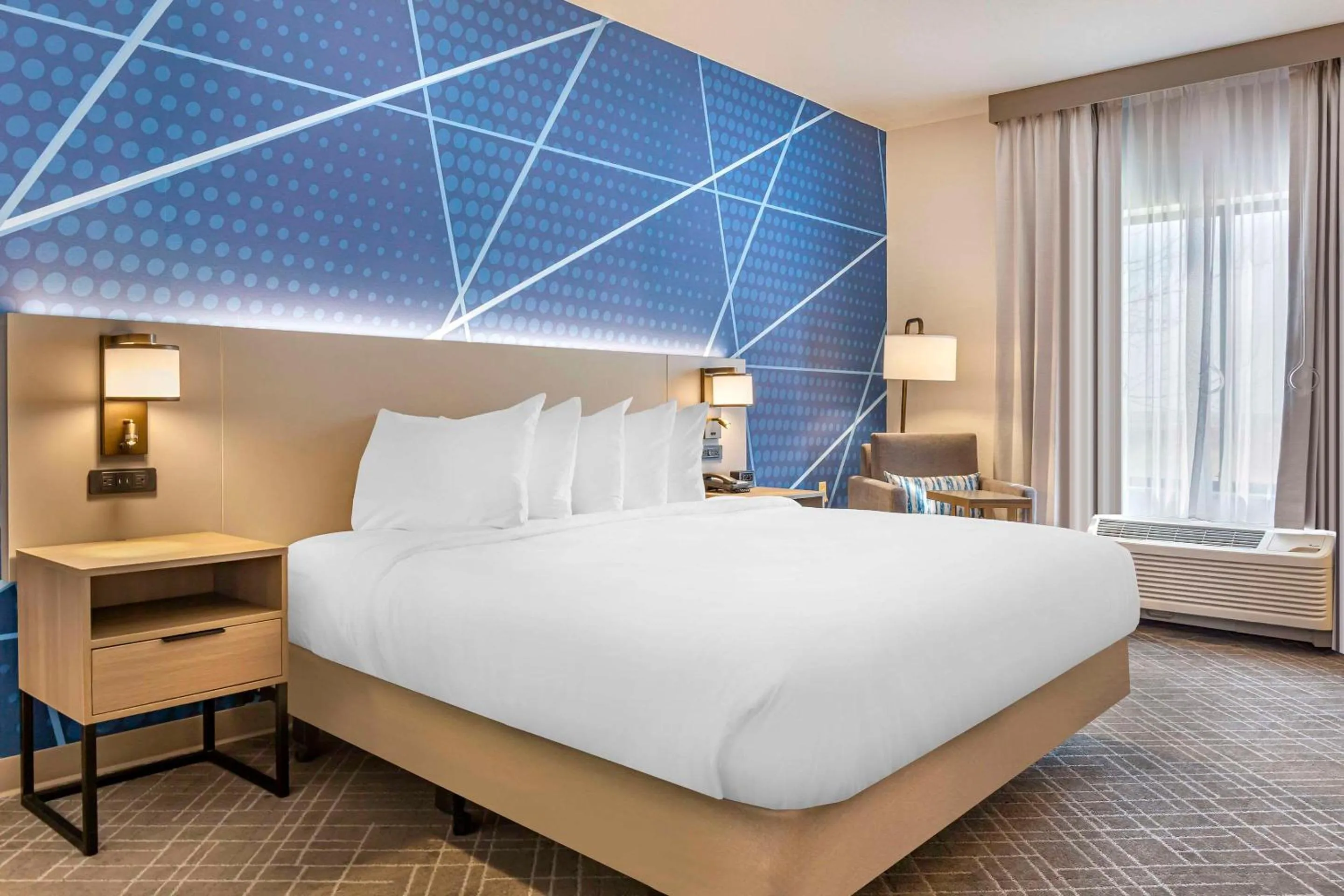 Bedroom, Bed in Comfort Inn & Suites Rapid City near Mt Rushmore