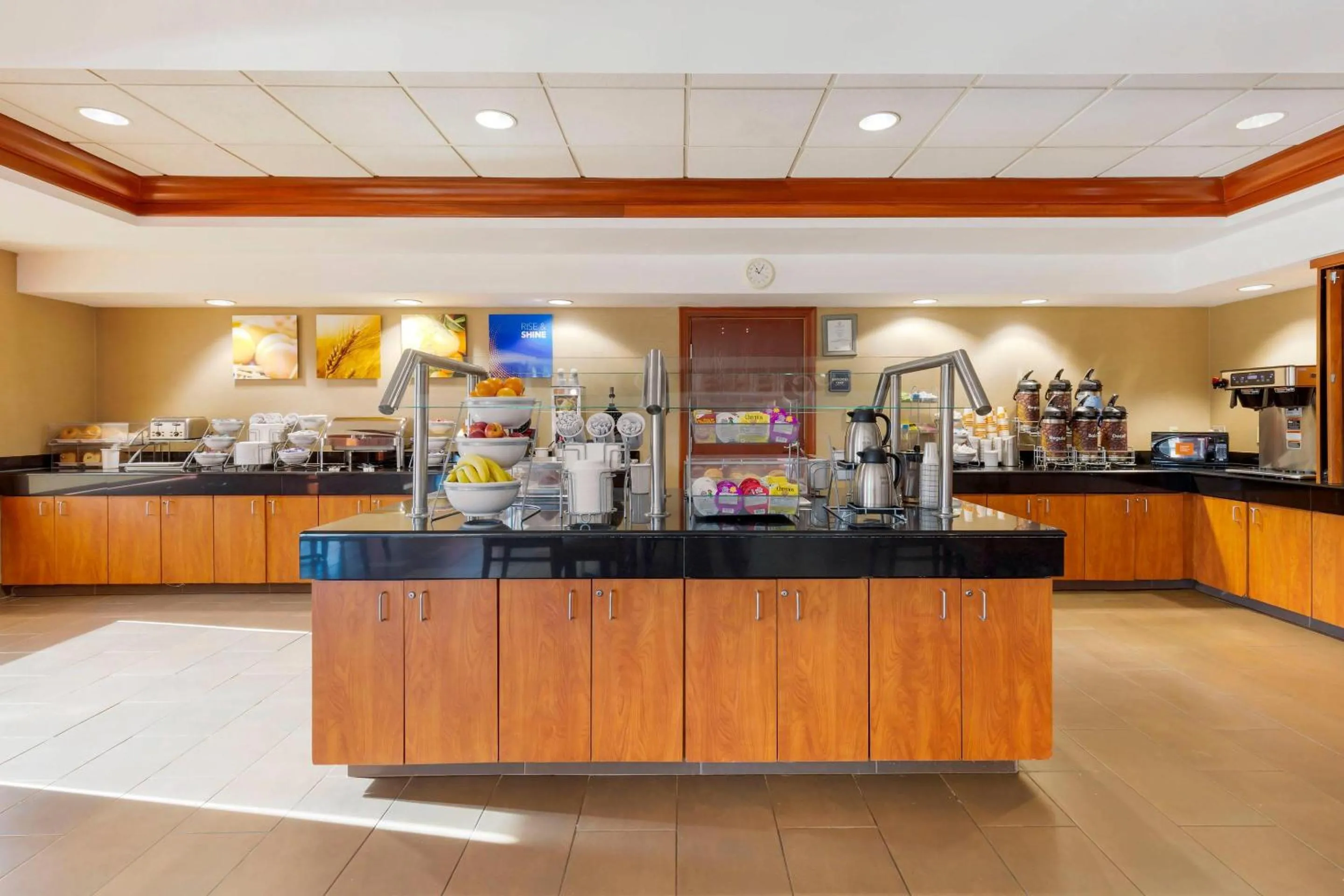 Breakfast in Comfort Suites Manassas Battlefield Park