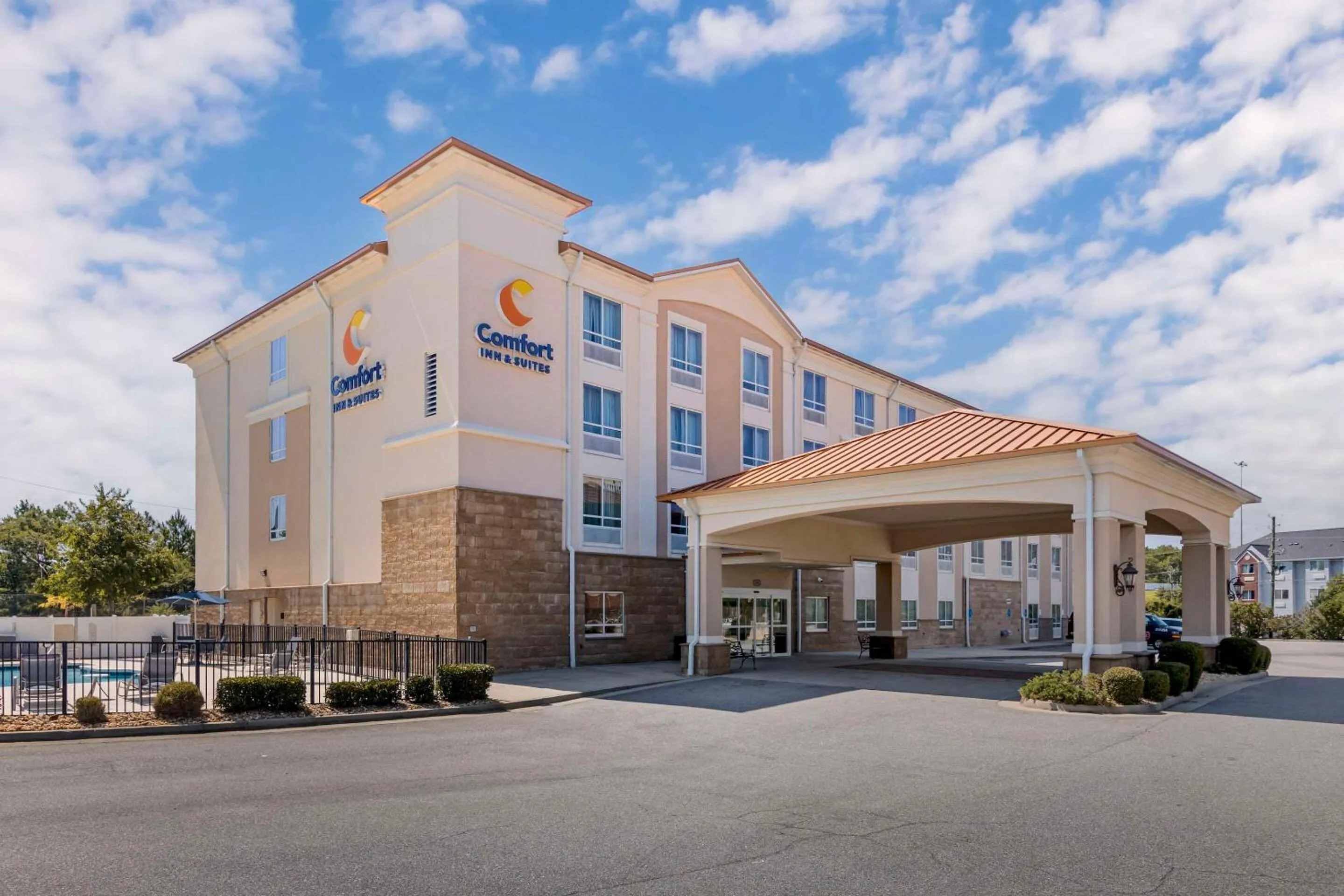 Property building in Comfort Inn & Suites