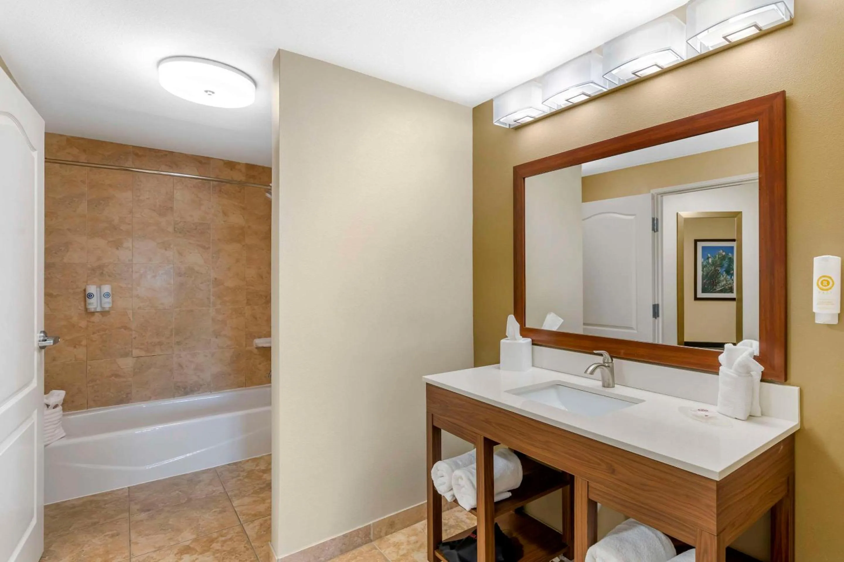 Bedroom in Comfort Inn & Suites