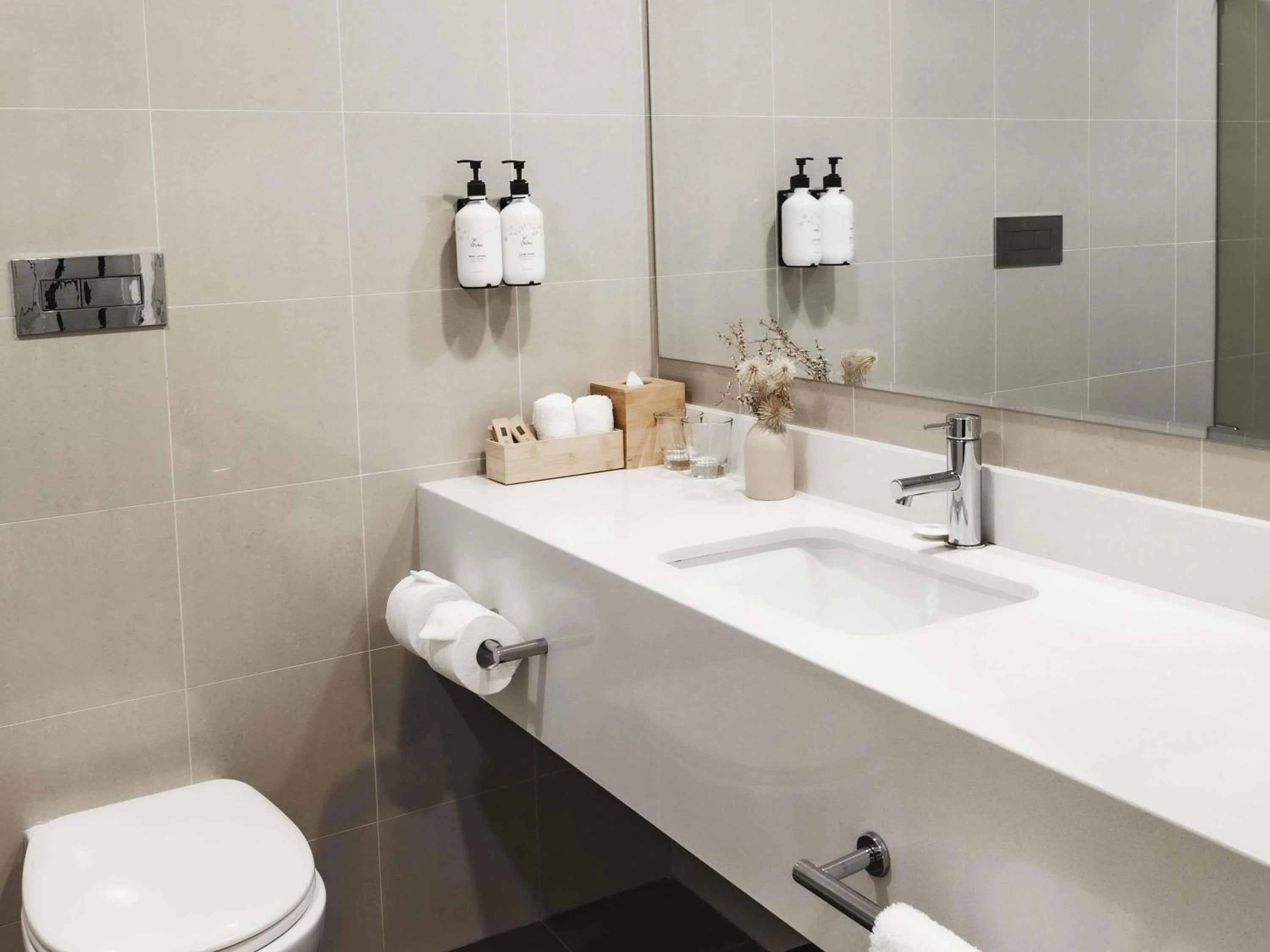 Bedroom in Fairmont Resort Blue Mountains MGallery Collection