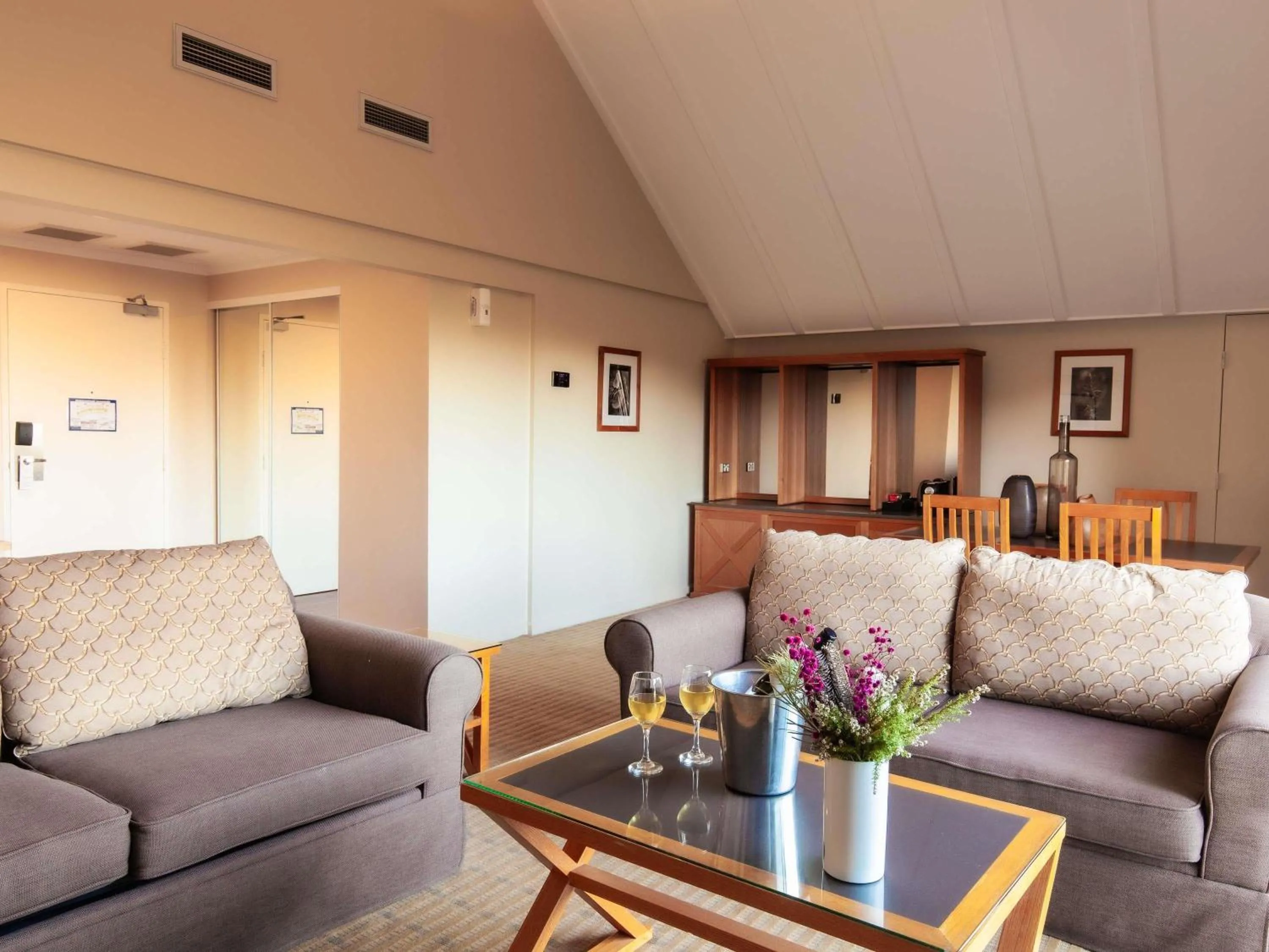 Bedroom in Fairmont Resort Blue Mountains MGallery Collection