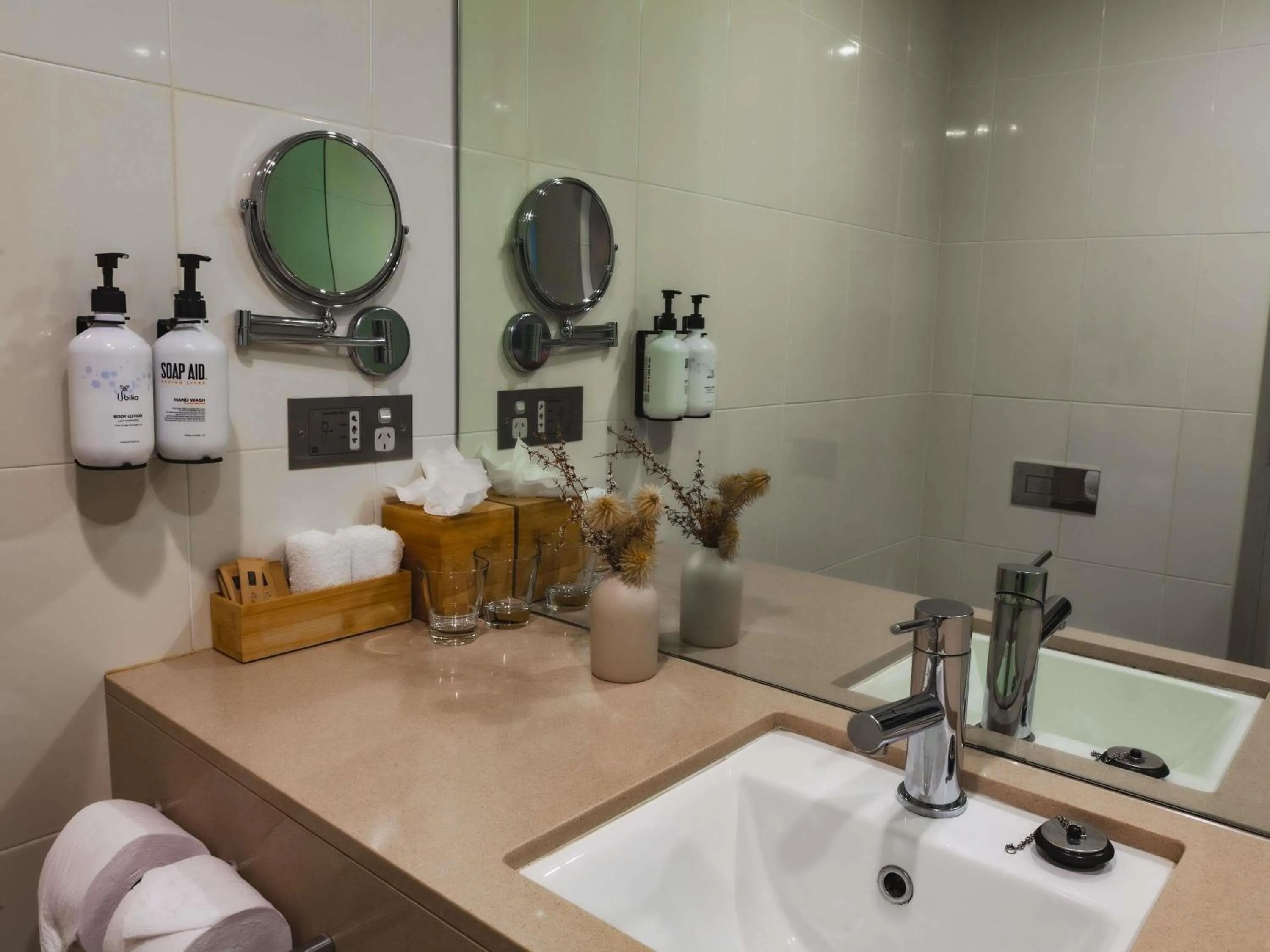 Bedroom in Fairmont Resort Blue Mountains MGallery Collection