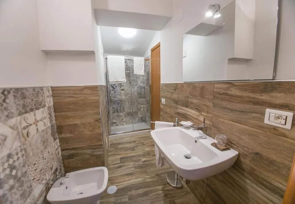 Toilet in B&B Locanda Cistercense