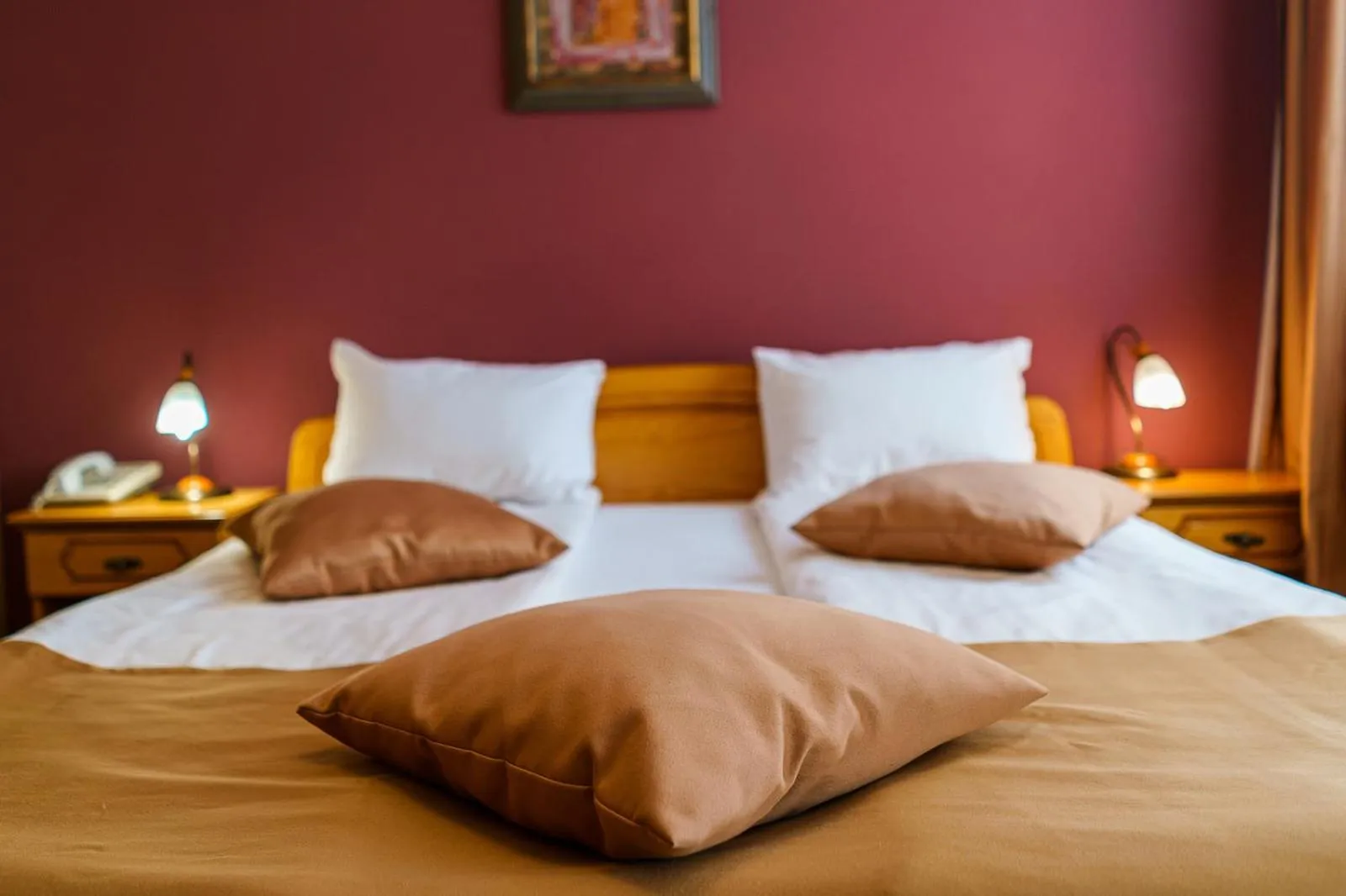 Bedroom, Bed in Hotel Avion - Self check in