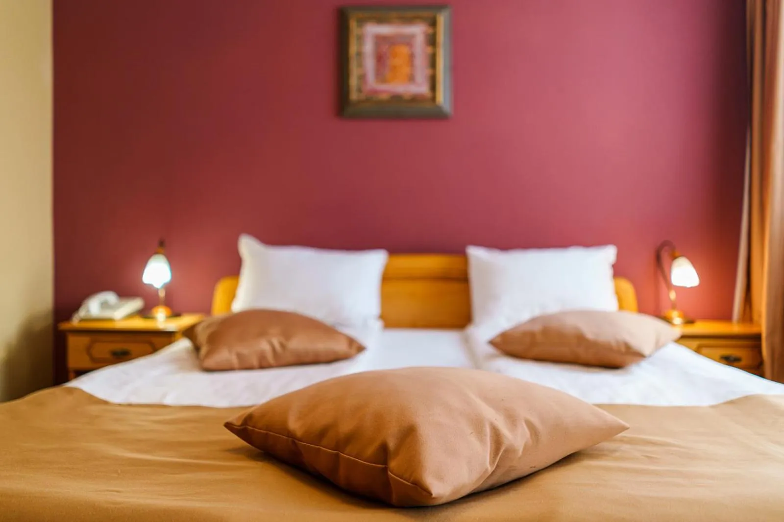 Bedroom, Bed in Hotel Avion - Self check in