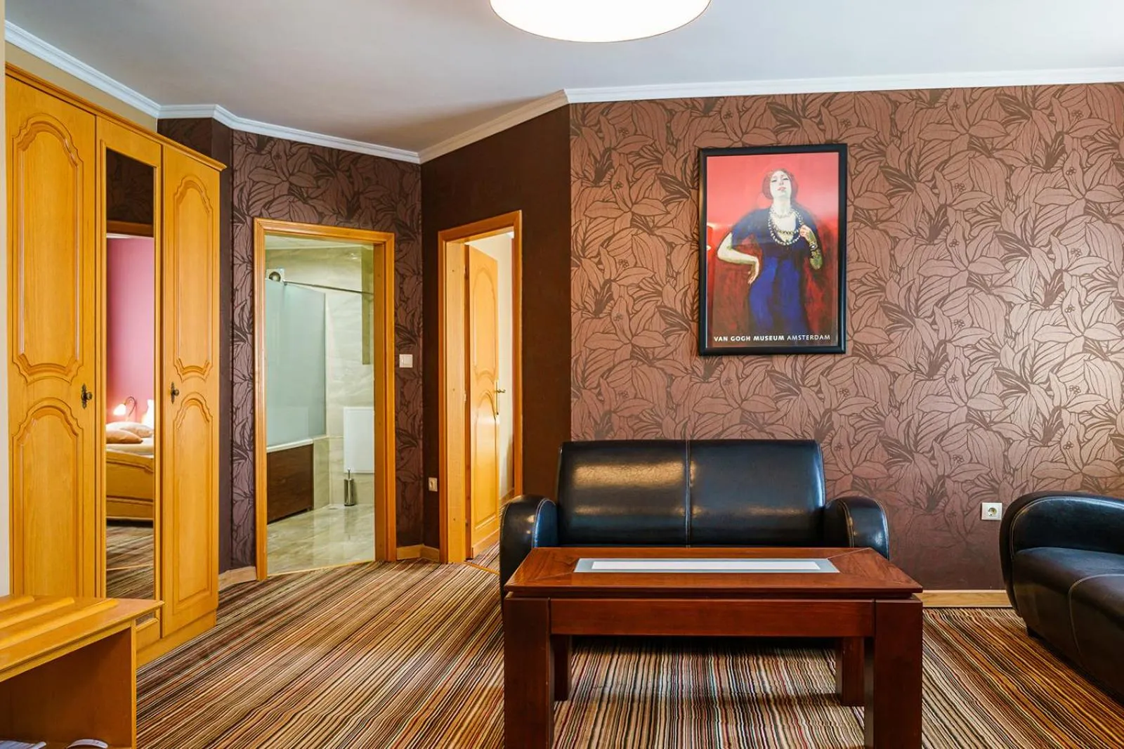 Bathroom in Hotel Avion - Self check in