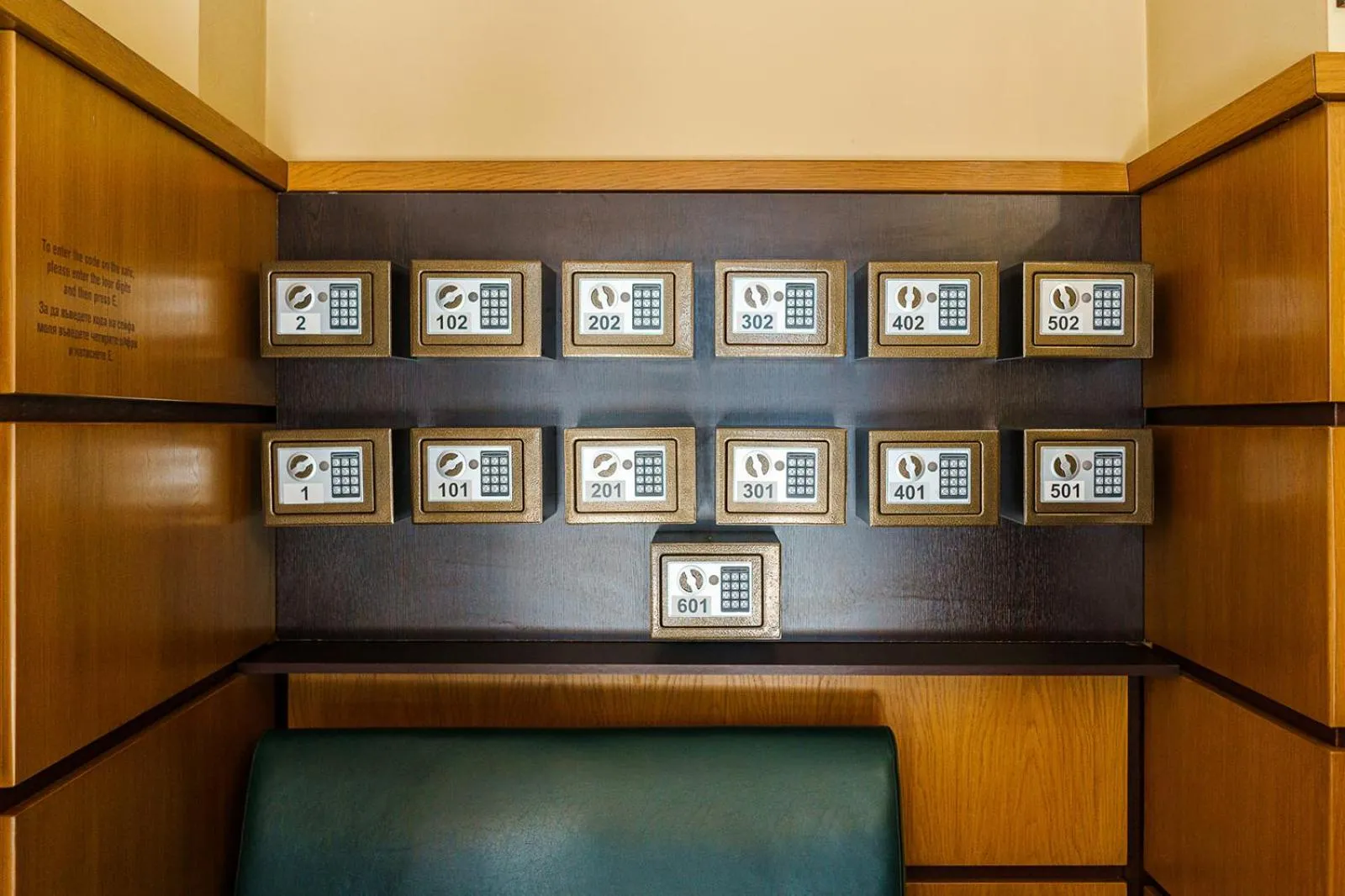 Lobby or reception in Hotel Avion - Self check in