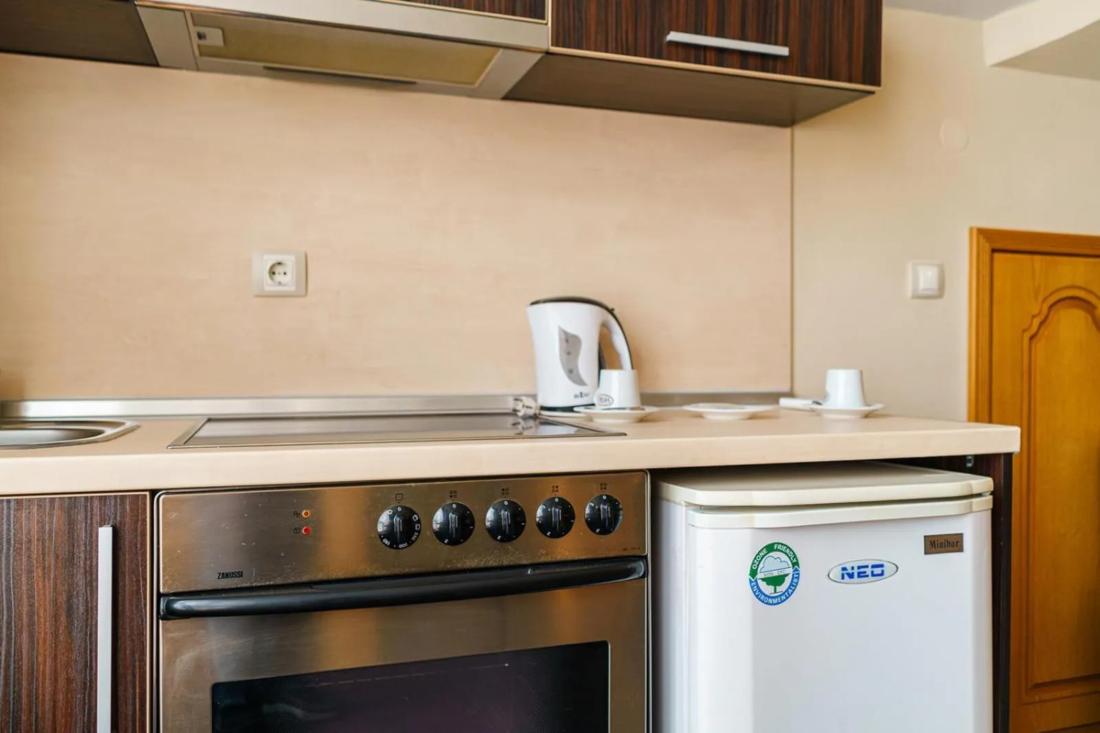 Coffee/tea facilities in Hotel Avion - Self check in