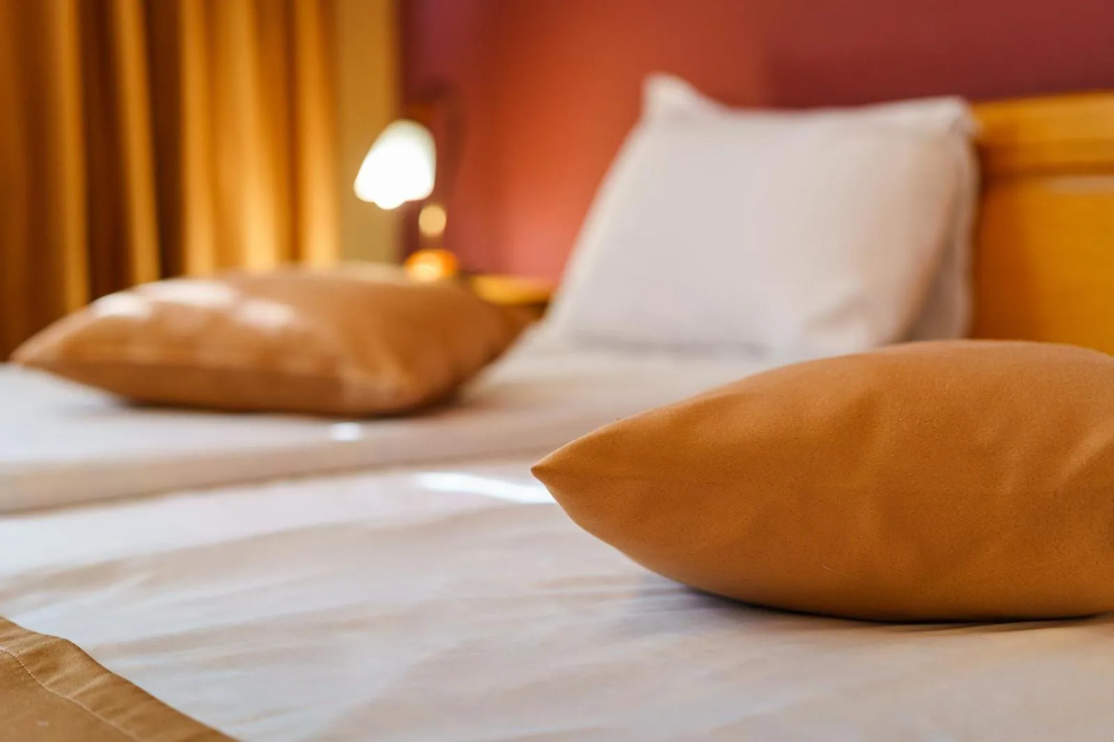 Bedroom, Bed in Hotel Avion - Self check in