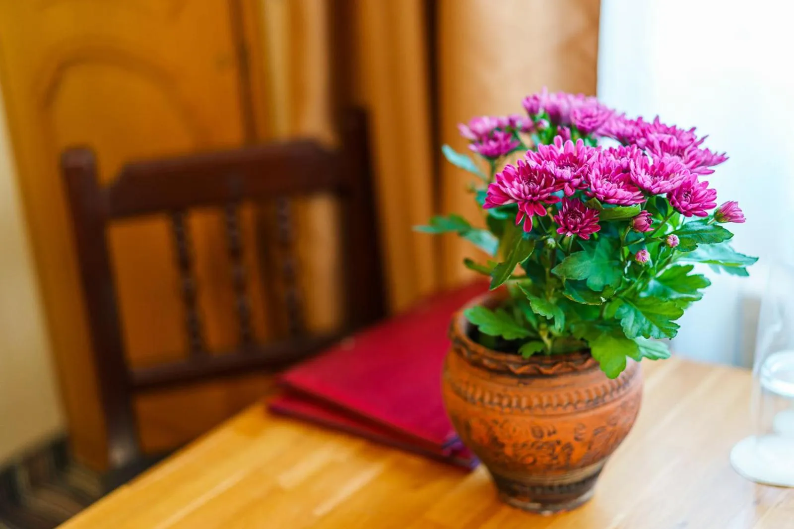 Decorative detail in Hotel Avion - Self check in